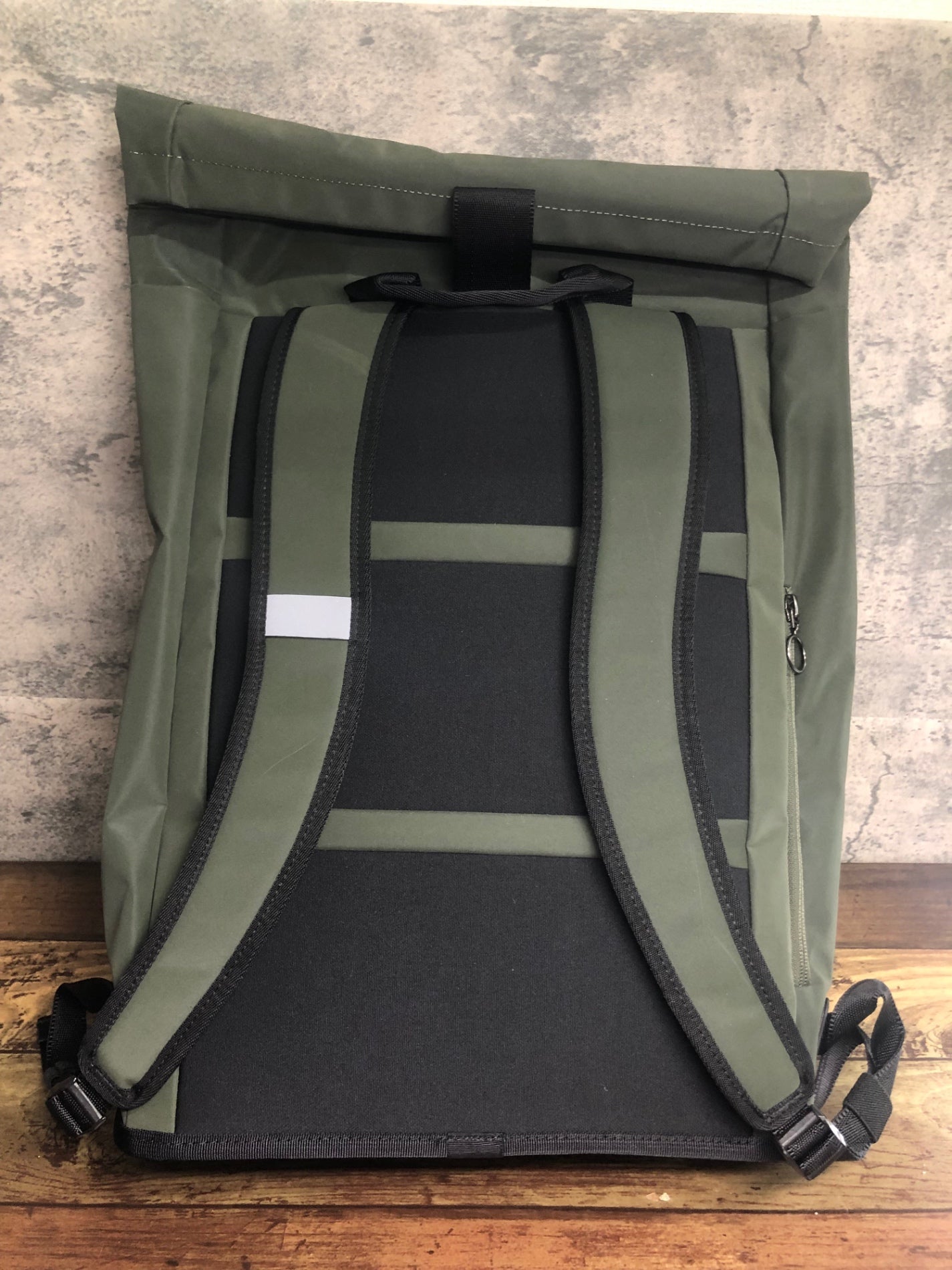 IW775 ラファ Rapha ROLL TOP BACKPACK リュック バックパック オリーブ
