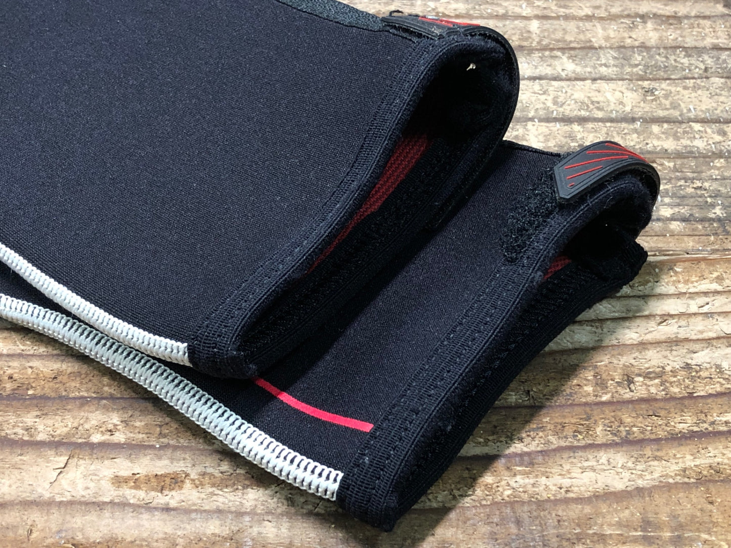 IU820 シマノ SHIMANO シューズカバー 黒 M