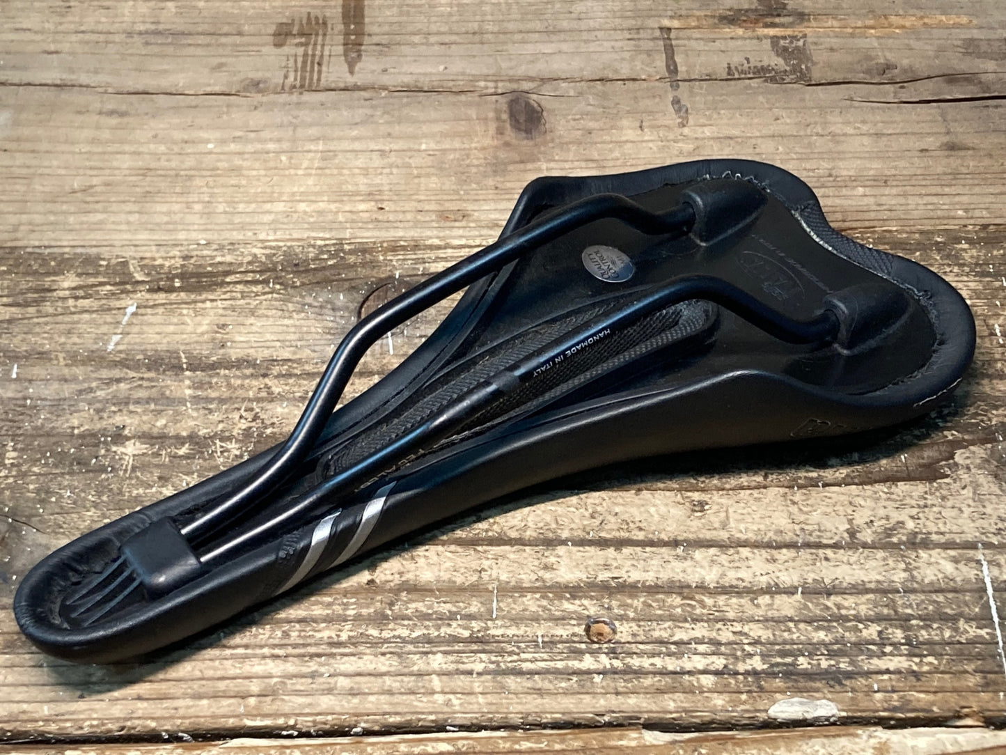 IY668 セライタリア selle italia H1 サドル FEC ALLOYレール 実測135mm