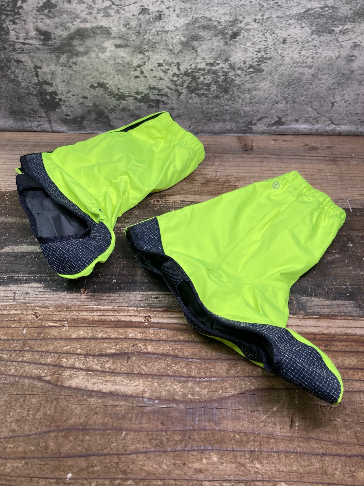 IU647 GORE WEAR Gore-Tex シューズカバー ネオンイエロー