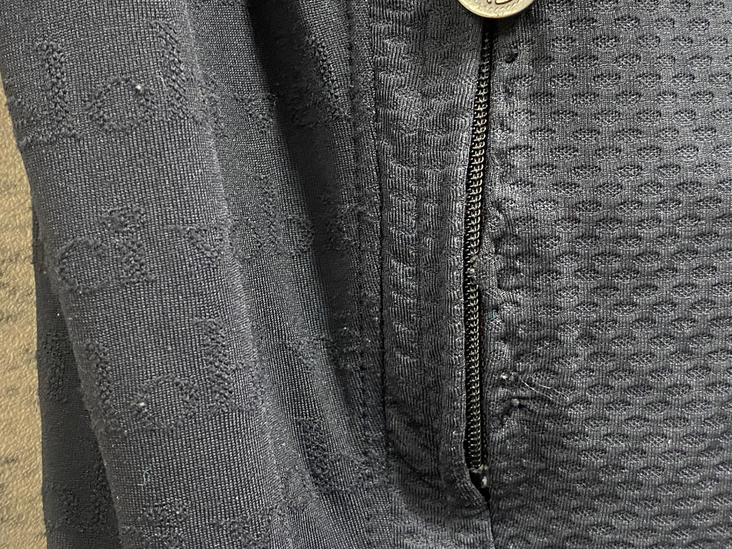 JB282 ヴェロビチ Velobici d KILLER 半袖 サイクルジャージ 黒 赤 SIZE-4 ※補修痕あり