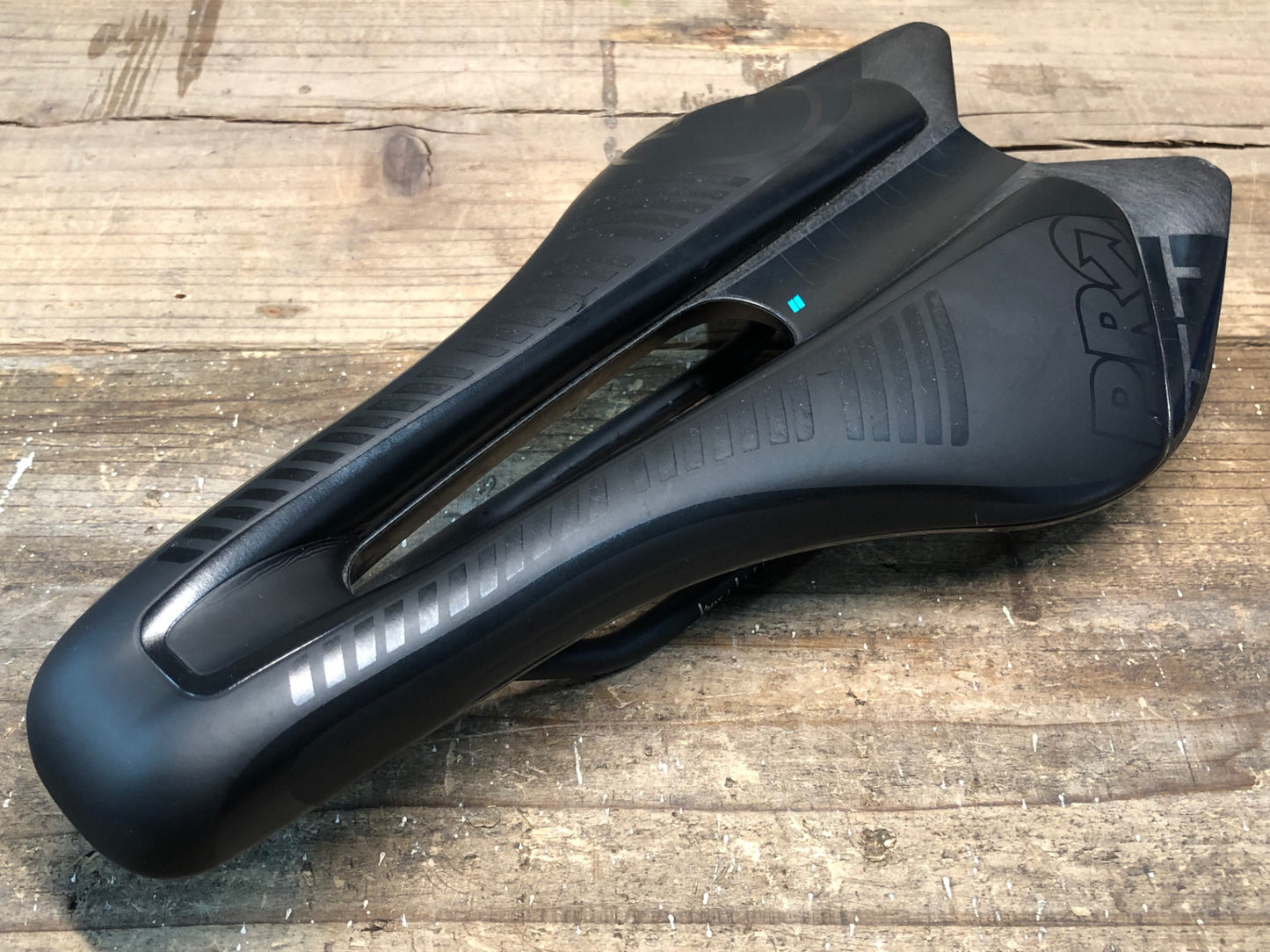 IQ413 シマノプロ SHIMANO PRO エアロフューエル AEROFUEL サドル ステンレススチールレール