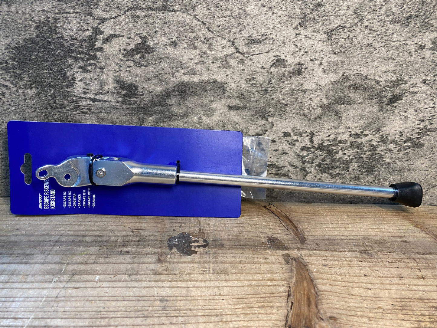 IV794 ジャイアント GIANT ESCAPE R SKEWER KICKSTAND スタンド