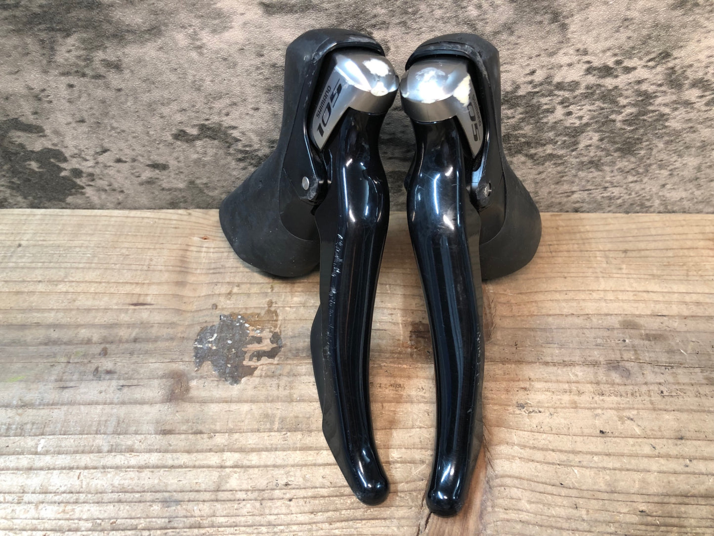 FW317 シマノ SHIMANO 105 ST-5800 STIレバー 2x11S 傷有