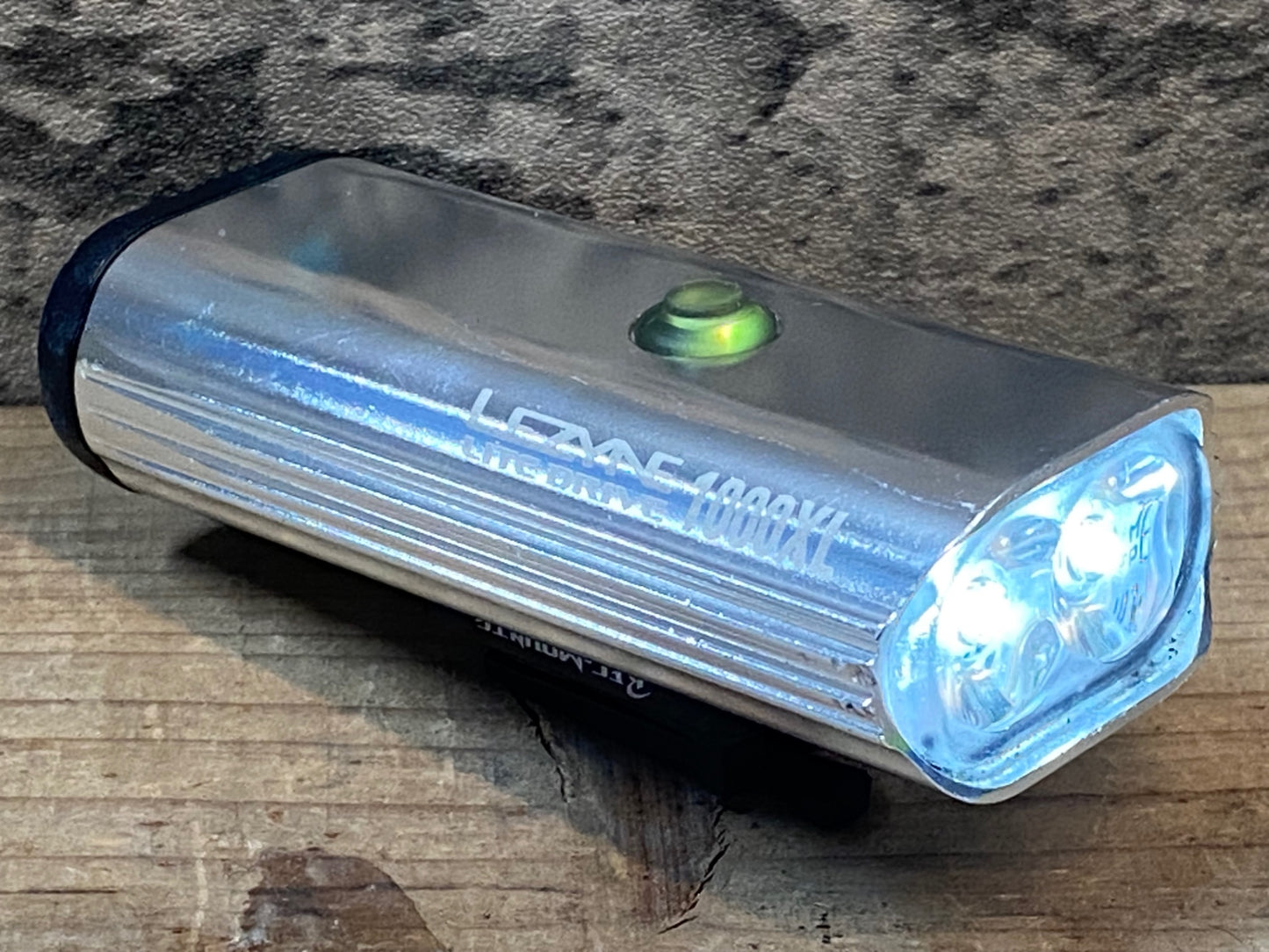 IS383 レザイン LEZYNE LITE DRIVE 1000XL ライト シルバー RecMounts CATEYE 用アダプター付属