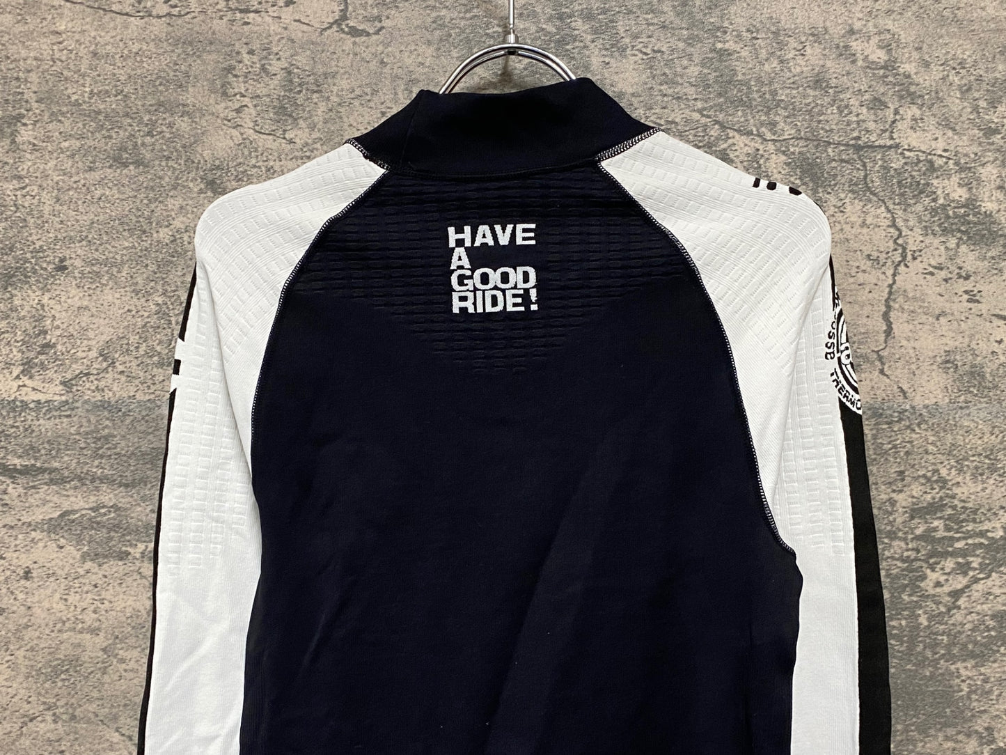 JB297 アソス assos SKINFOIL 4.4 長袖 ベースレイヤー 黒 白 SIZE Ⅱ WINTER