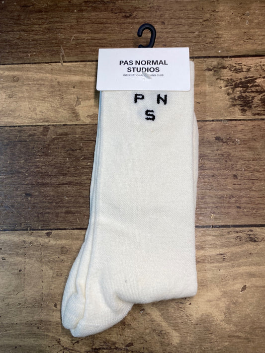 IH353 パスノーマルスタジオ PAS NORMAL STUDIOS メカニズム Mechanism Thermal Socks サイクルソックス 白 M