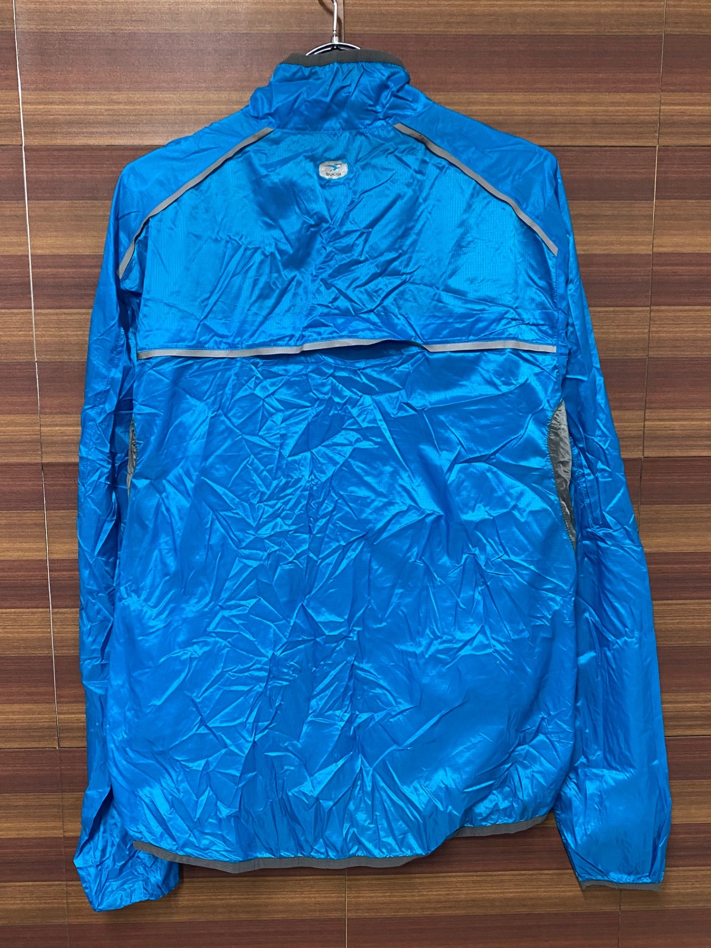 IS419 スゴイ SUGOI ウインドブレーカー M 青