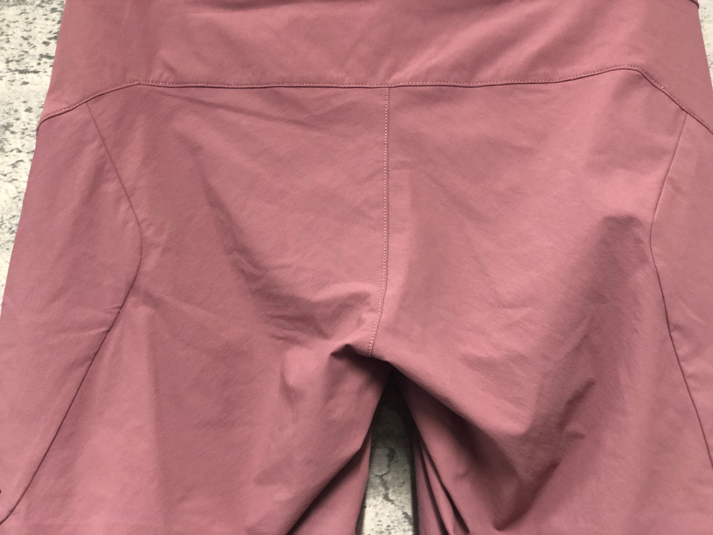 JC967 ラファ Rapha TRAIL SHORTS サイクルパンツ ピンク S 膝丈