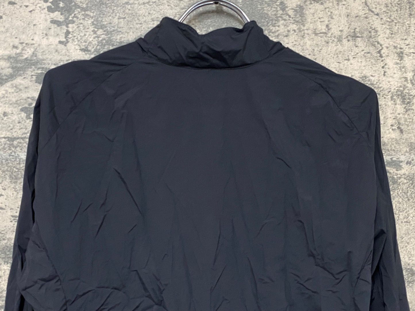 IW247 レリック reric 長袖 ウインドブレイカー 黒 L