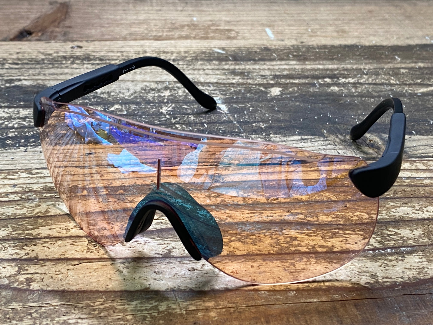 JC920 アルバオプティクス ALBA OPTICS ストラトス Stratos サングラス アイウェア 黒 調光レンズ レッドミラーレンズ