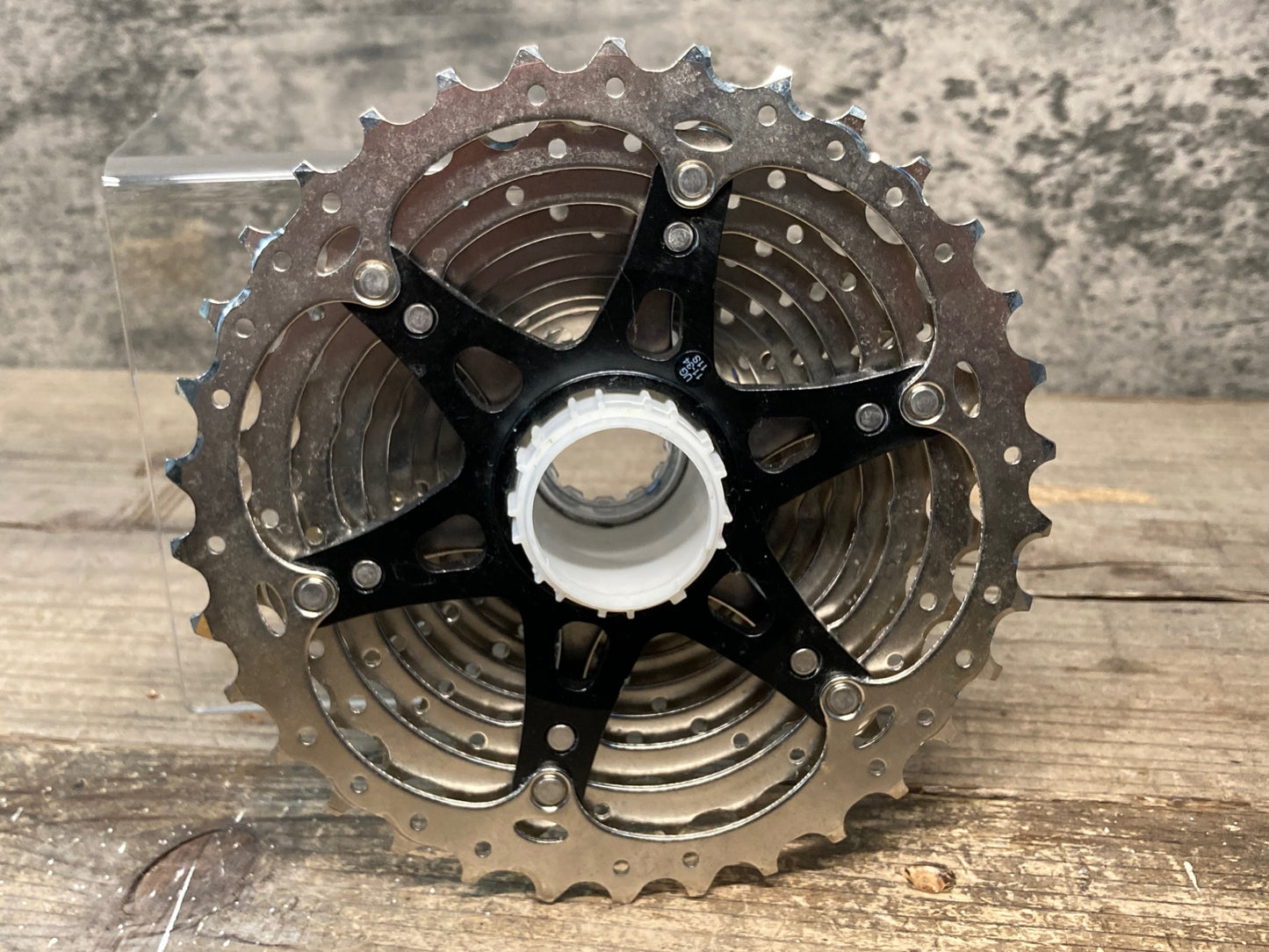 IW638 シマノ SHIMANO 105 CS-HG700-11 スプロケット 11-34T 11S