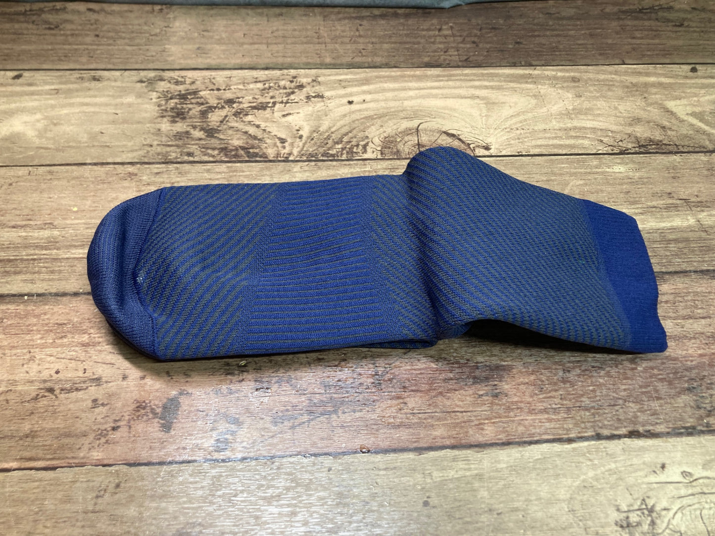 IQ173 レリック reric シューズカバー 紺 M