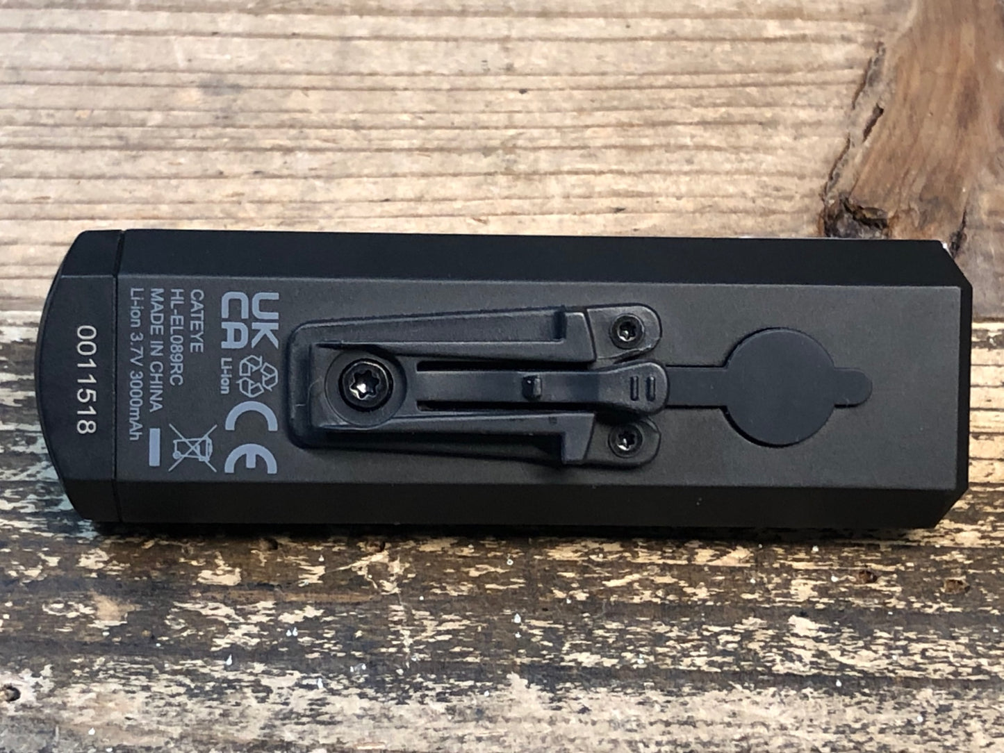 JC299 キャットアイ CATEYE AMPP900 HL-EL089RC フロントライト 本体のみ