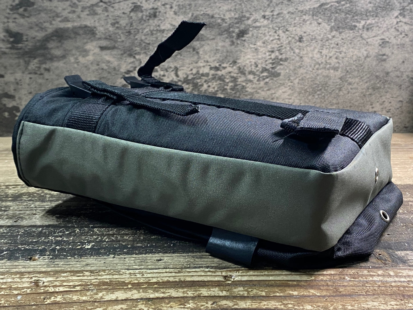 IZ091 マルト MARUTO かるが～る600D 輪行袋 黒 カーキ ブロンプトン用