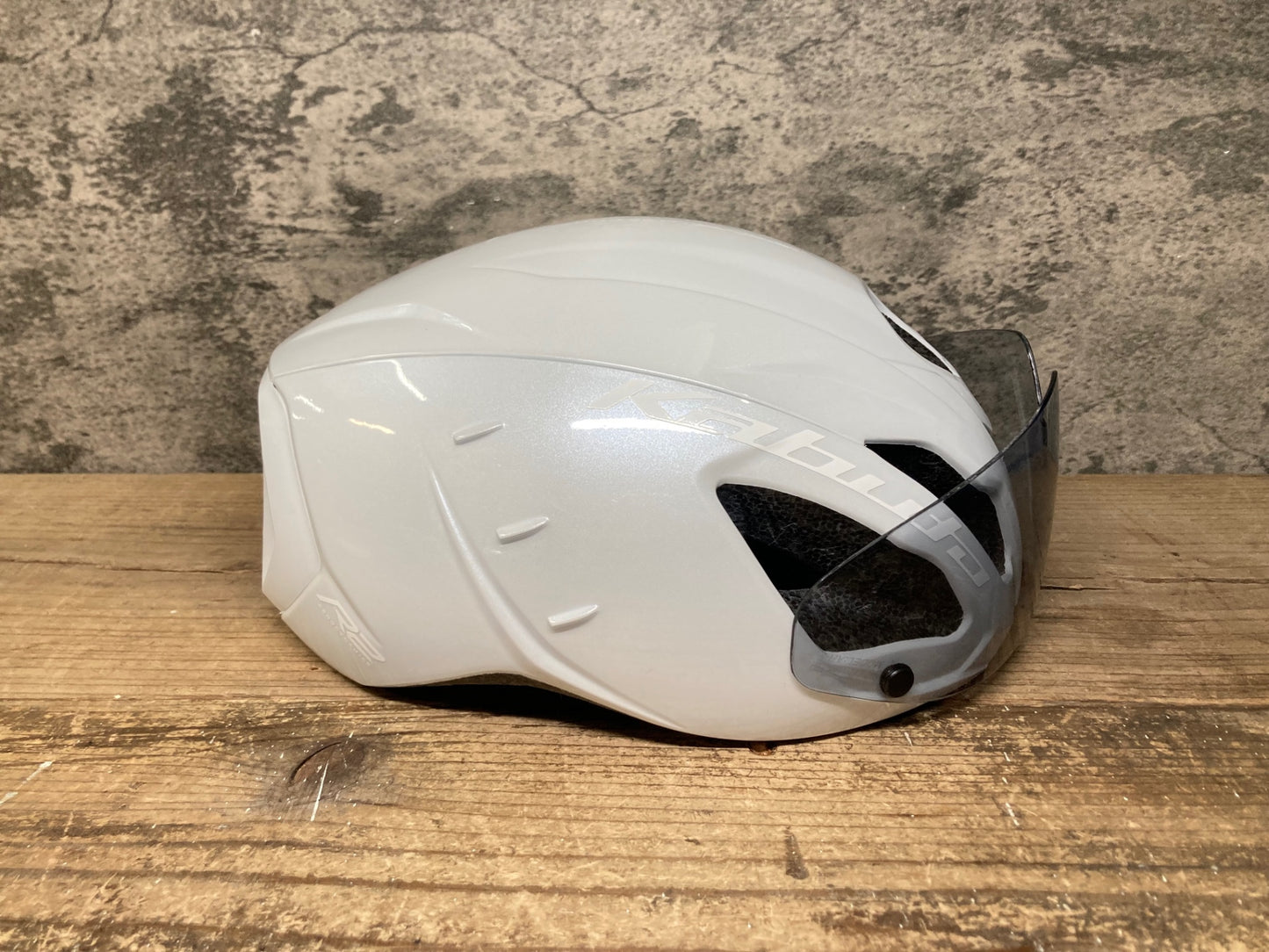 JA056 OGKカブト OGK KABUTO エアロ AERO-R2 サイクルヘルメット L/XL 白 2024/04購入