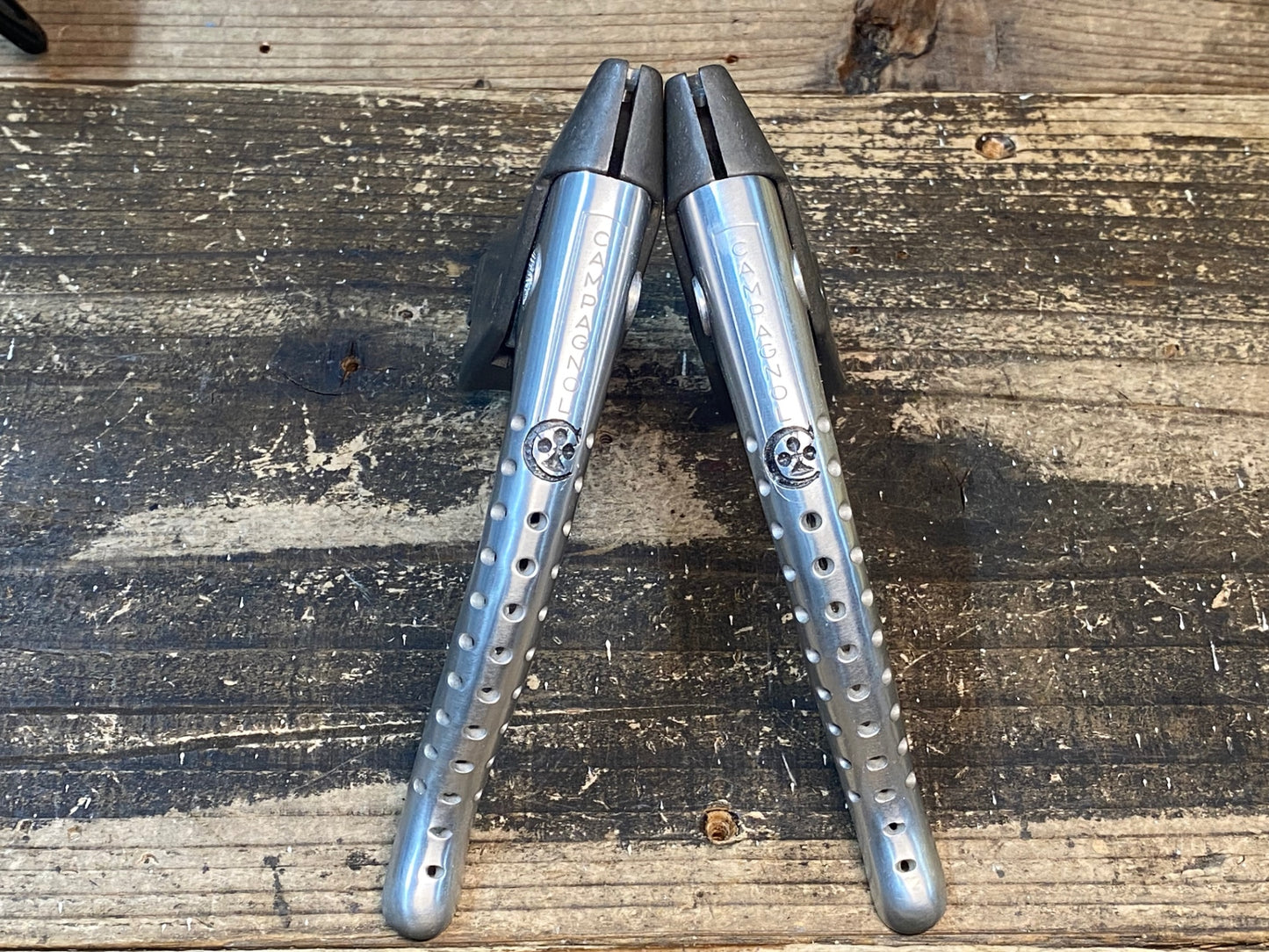 IO811 カンパニョーロ CAMPAGNOLO RECORD COLNAGO 刻印 ブレーキレバーキャリパーセット 未使用