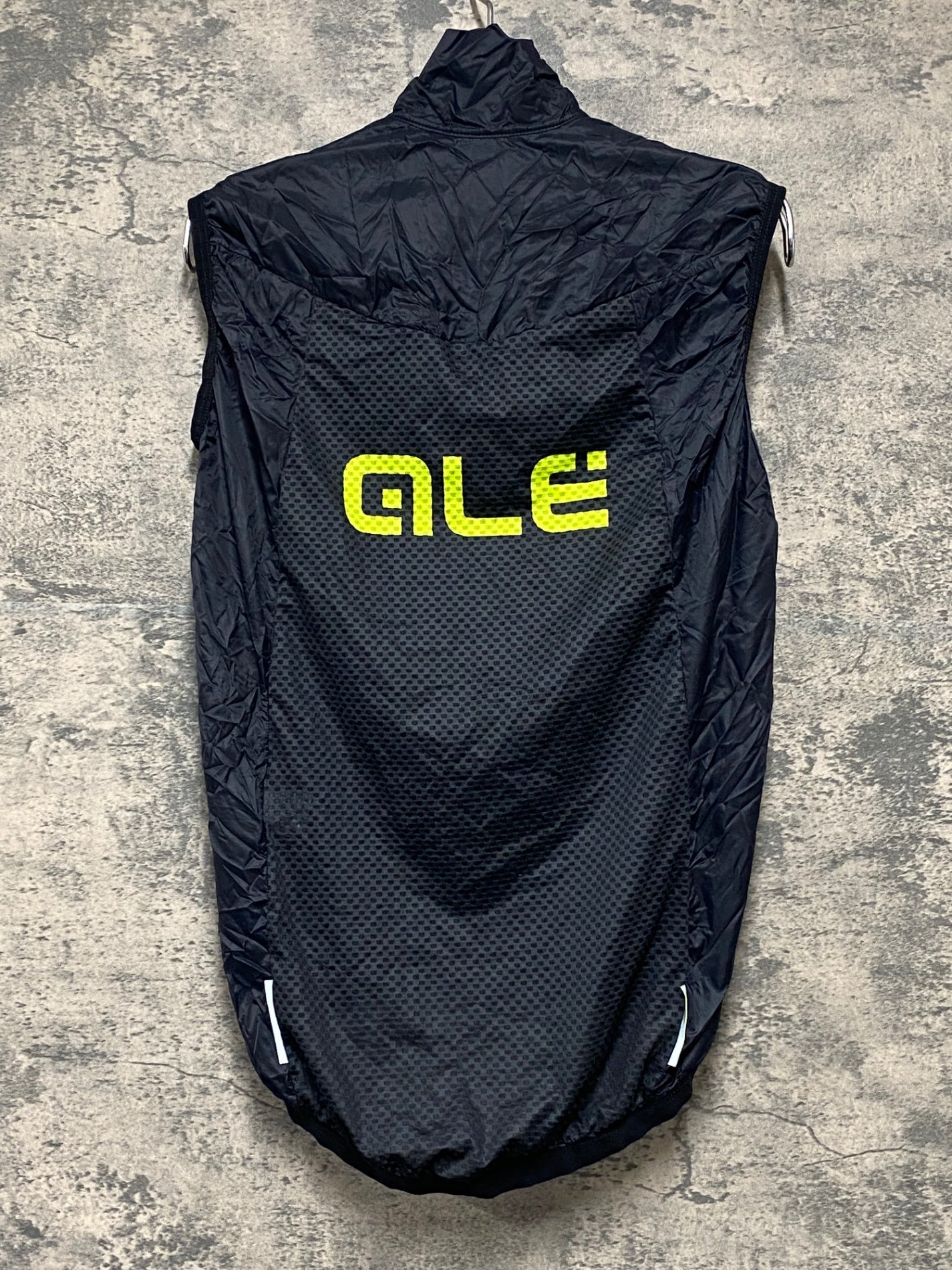 JB364 アレ ALE サイクルベスト ジレ 黒 サイズ不明