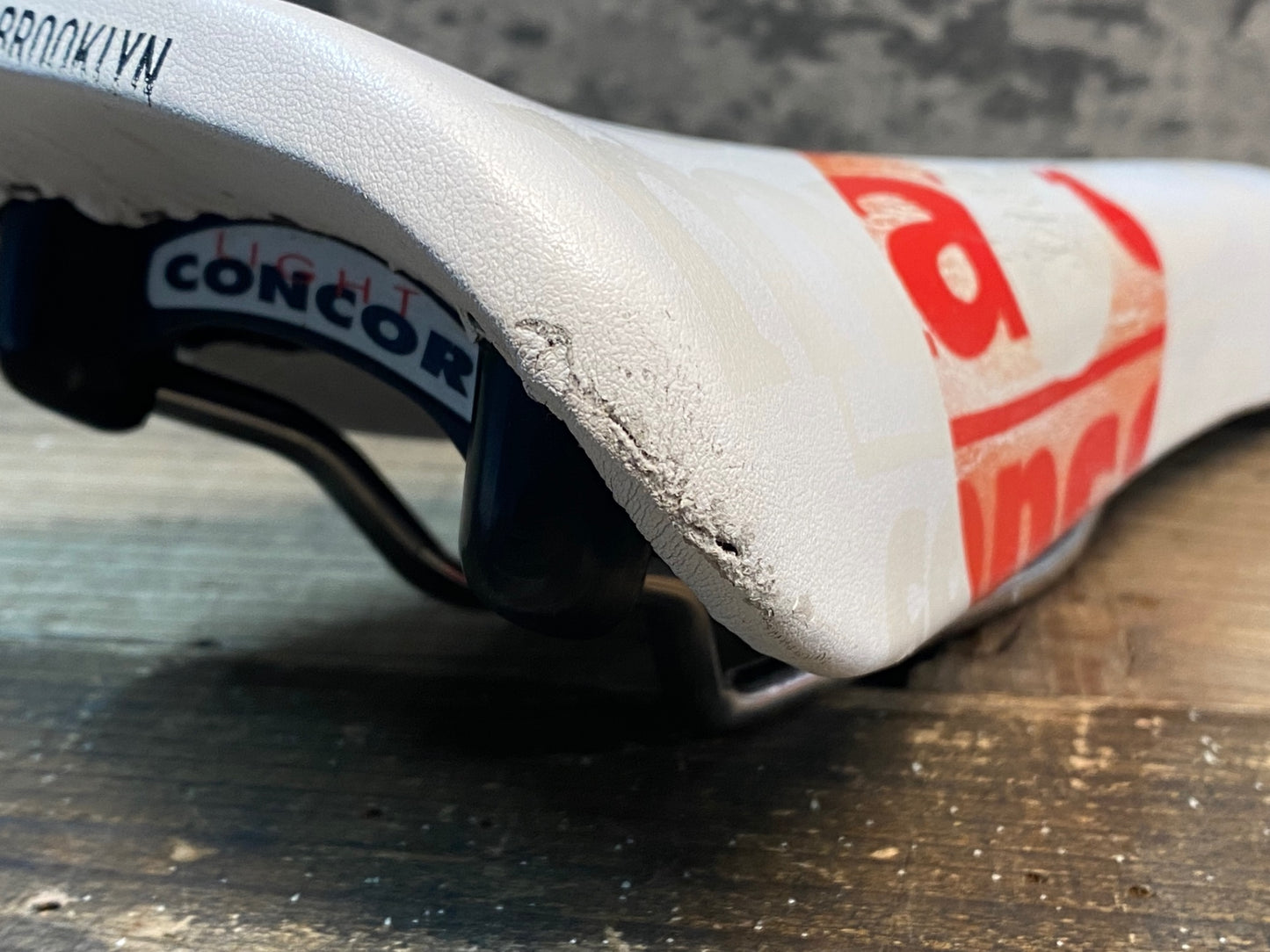 IR974 サンマルコ san marco コンコール CONCOR LIGHT サドル 白