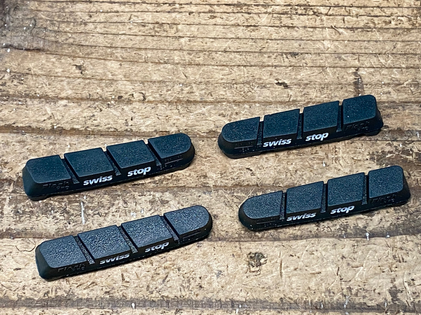 IO692 スイスストップ SWISS STOP FLASH PRO GHP2 ブレーキシュー 前後セット アルミ用