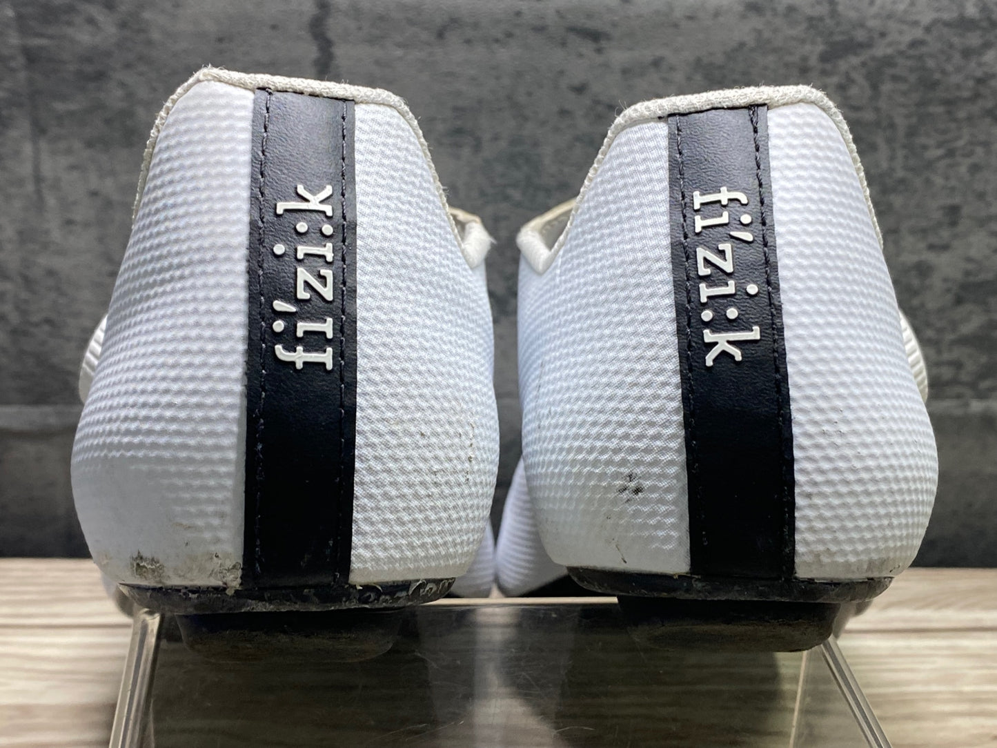 JB692 フィジーク FIZIK テンポ TEMPO DECOS CARBON ビンディングシューズ EU39 白 ※ソール傷