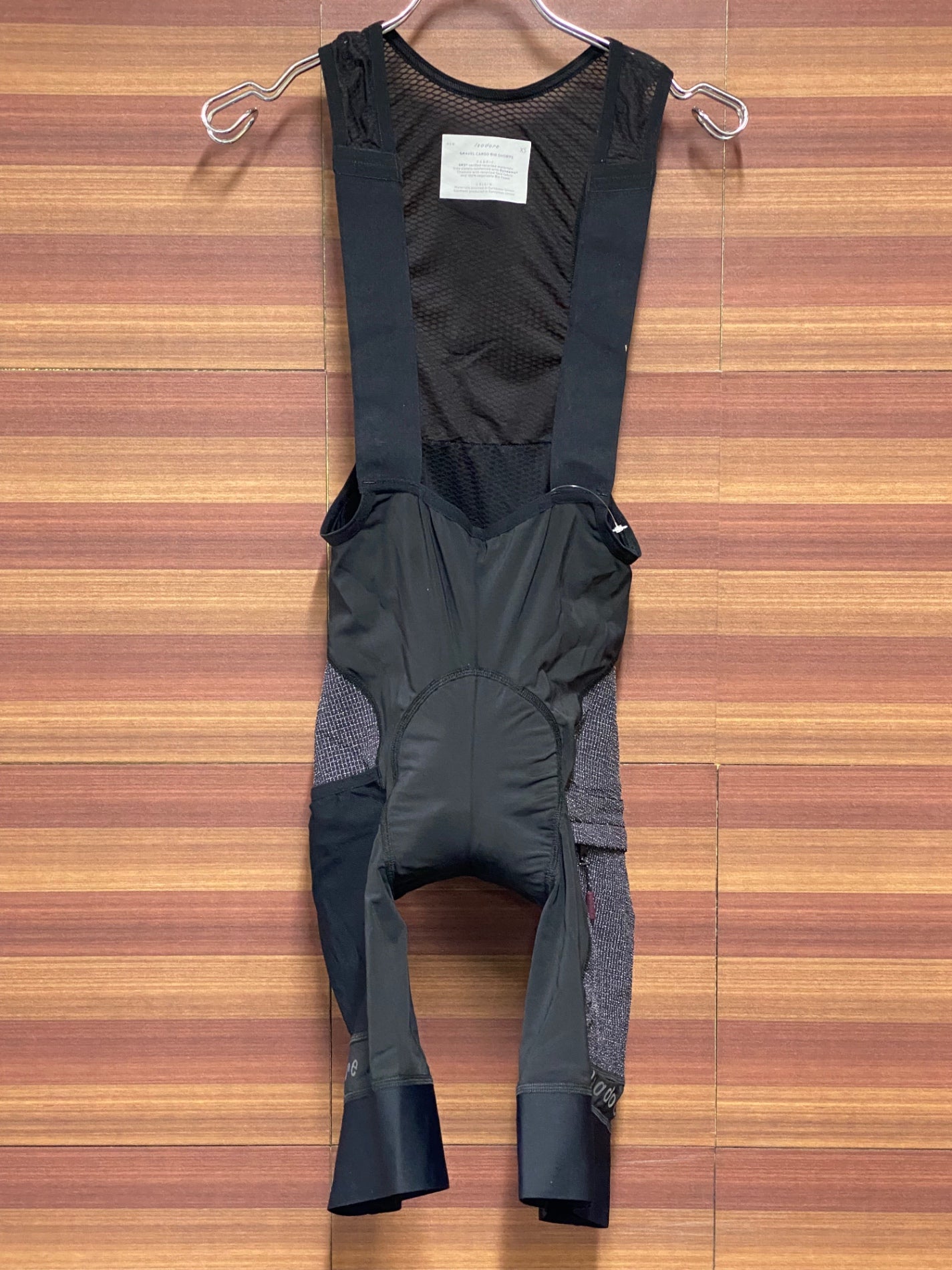 IK131 イザドア Isadore GRAVEL CARGO BIB SHORTS カーゴ ビブショーツ 黒 XS