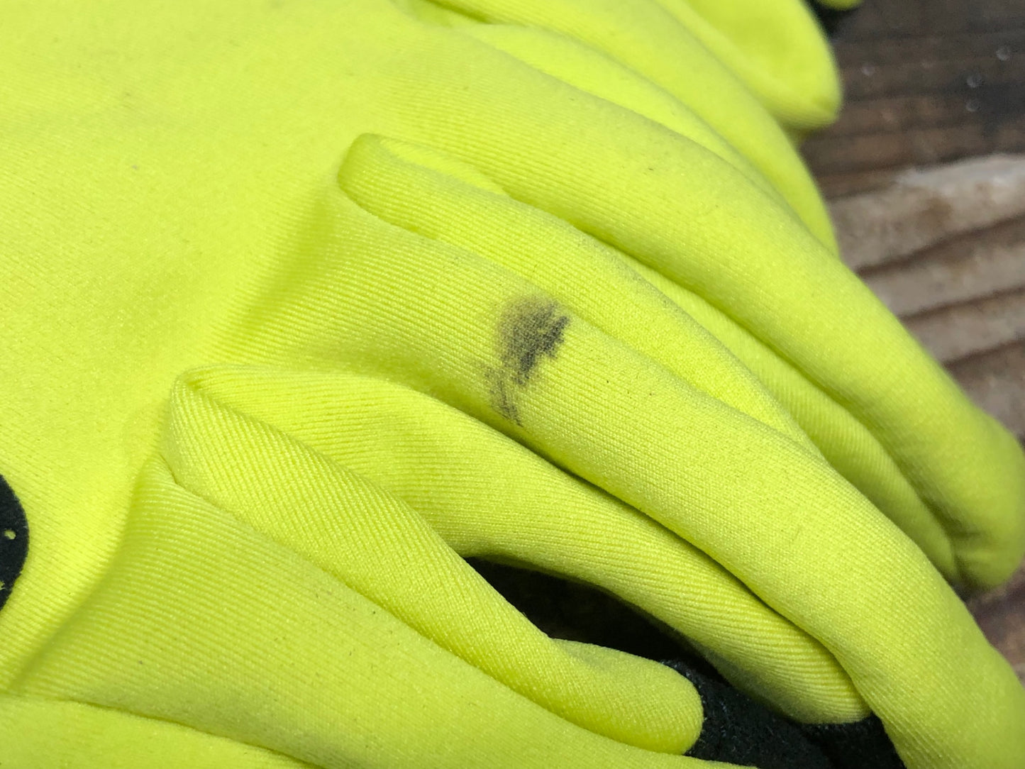 IW759 ラファ Rapha PRO TEAM GLOVES 長指 グローブ 黄 M 汚れ