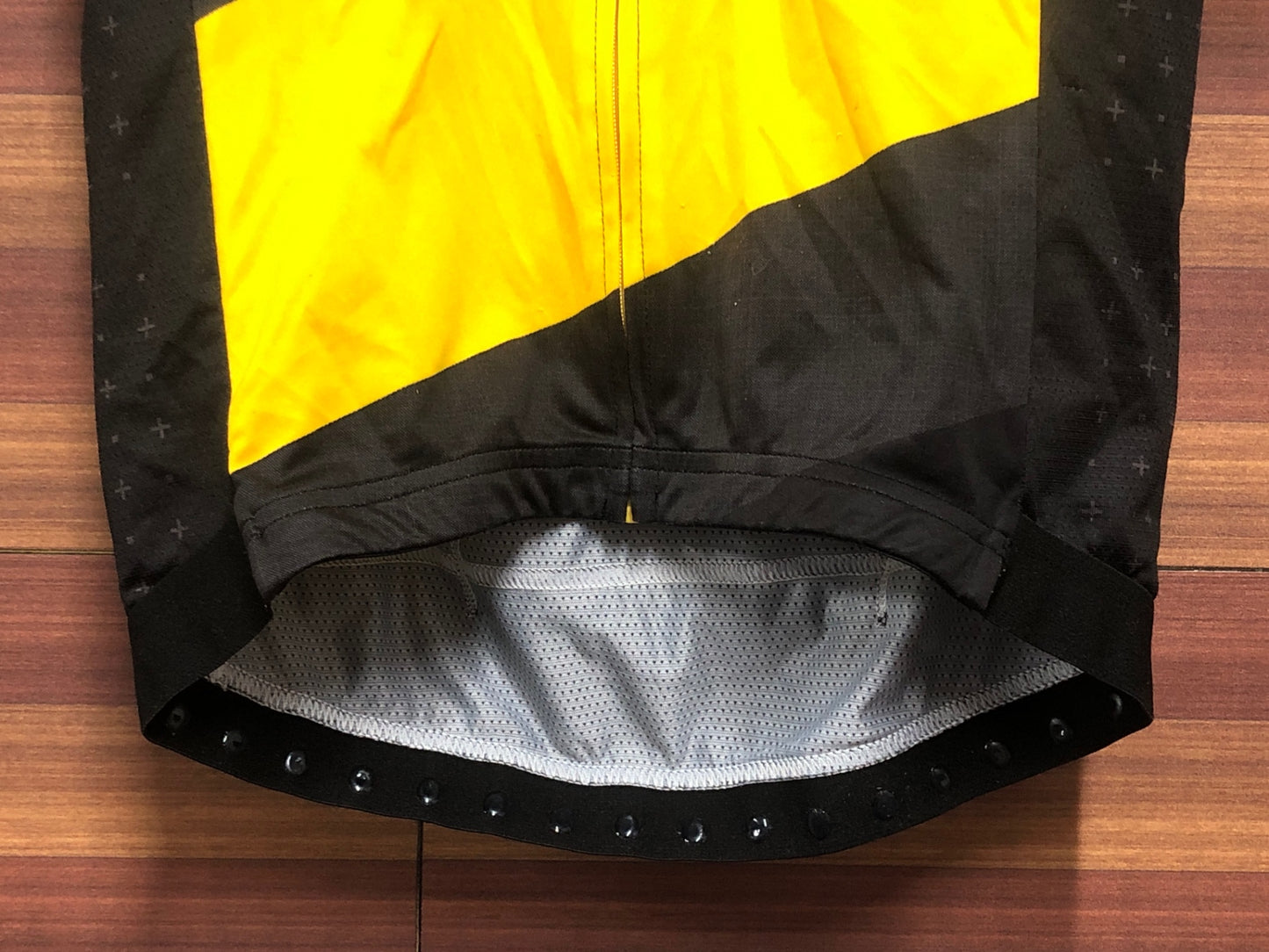 IO739 dhb 半袖 サイクルジャージ 黒 黄 XS