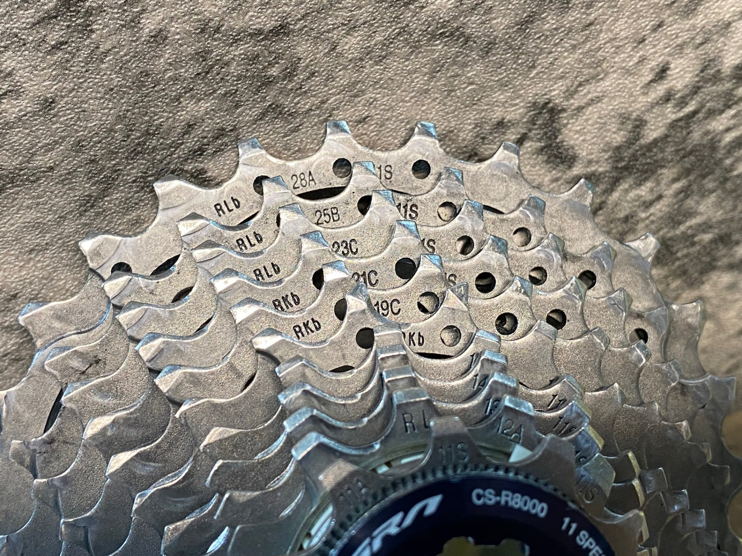 IV618 シマノ SHIMANO アルテグラ ULTEGRA スプロケット CS-R8000 11-28T 11S