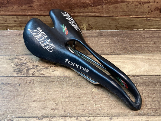 IK300 Selle SMP Forma サドル 黒 ステンレスレール