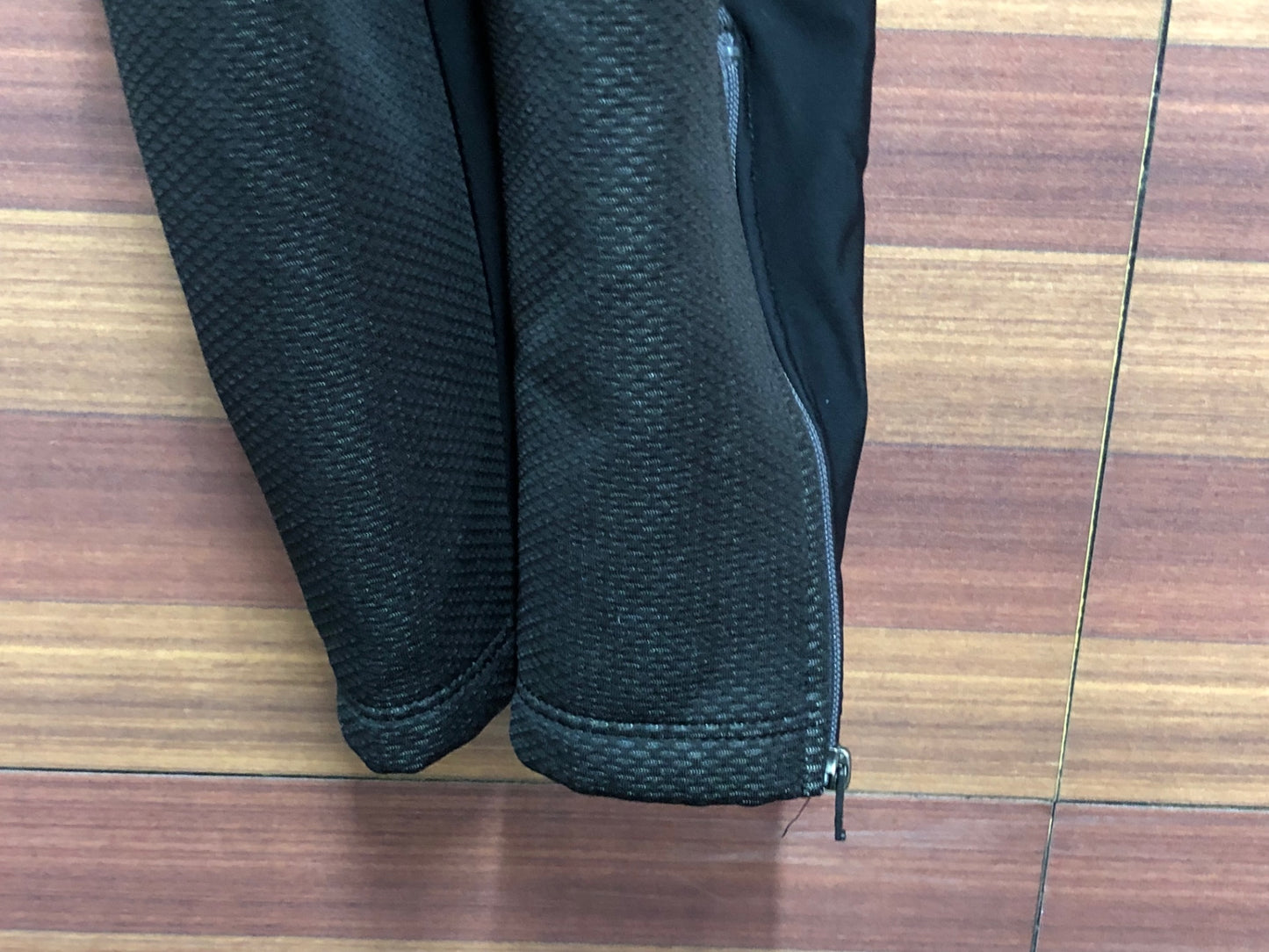 IP758 パールイズミ PEARL iZUMi ビブタイツ 黒 L 裏起毛 WIND BREAK ※パッドほつれ