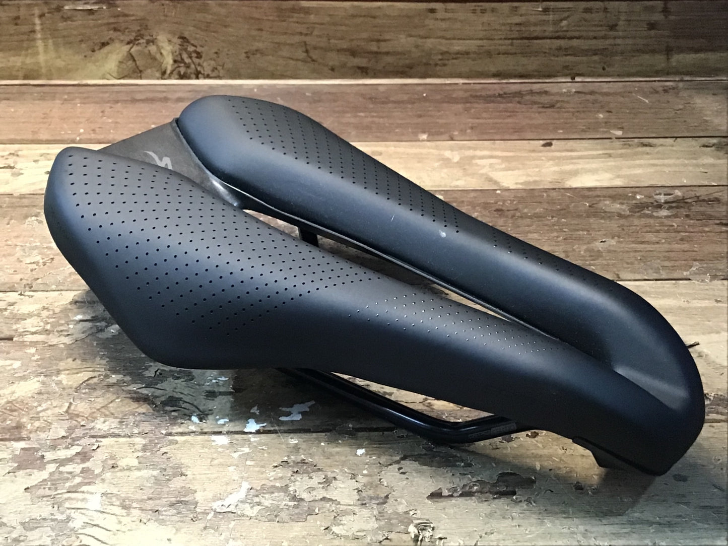 ID526 スペシャライズド SPECIALIZED シテロ SITERO PLUS サドル 黒 130mm HOLLOW CRMO レール