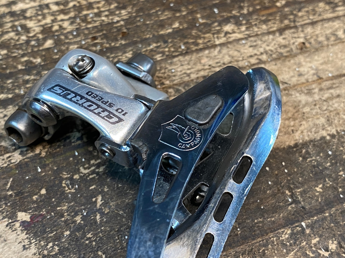 IT892 カンパニョーロ CAMPAGNOLO コーラス CHORUS フロントディレイラー 直付