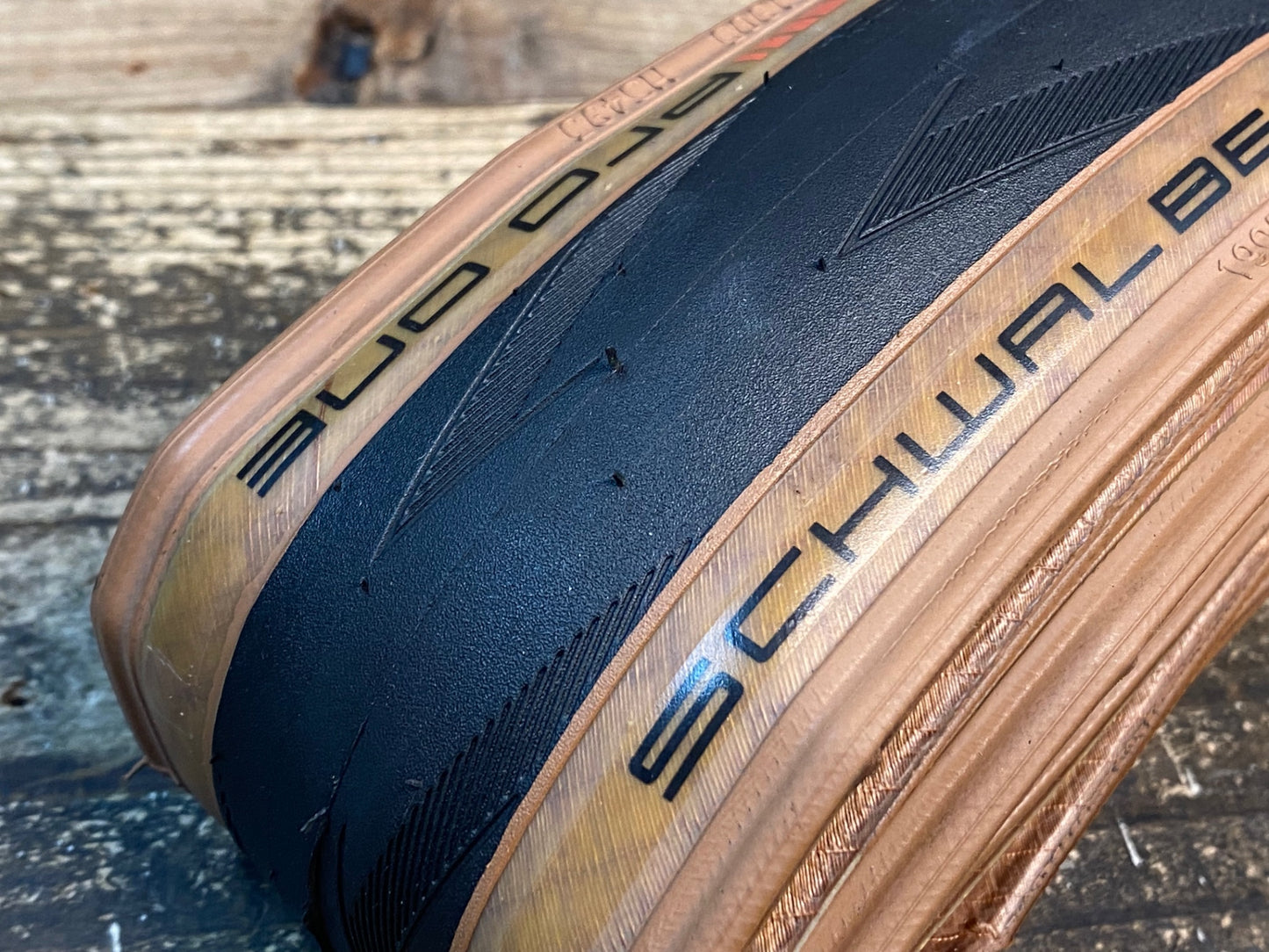 JA275 シュワルベ SCHWALBE プロワン PRO ONE TLE 700×28C1本 ブラックブラウン