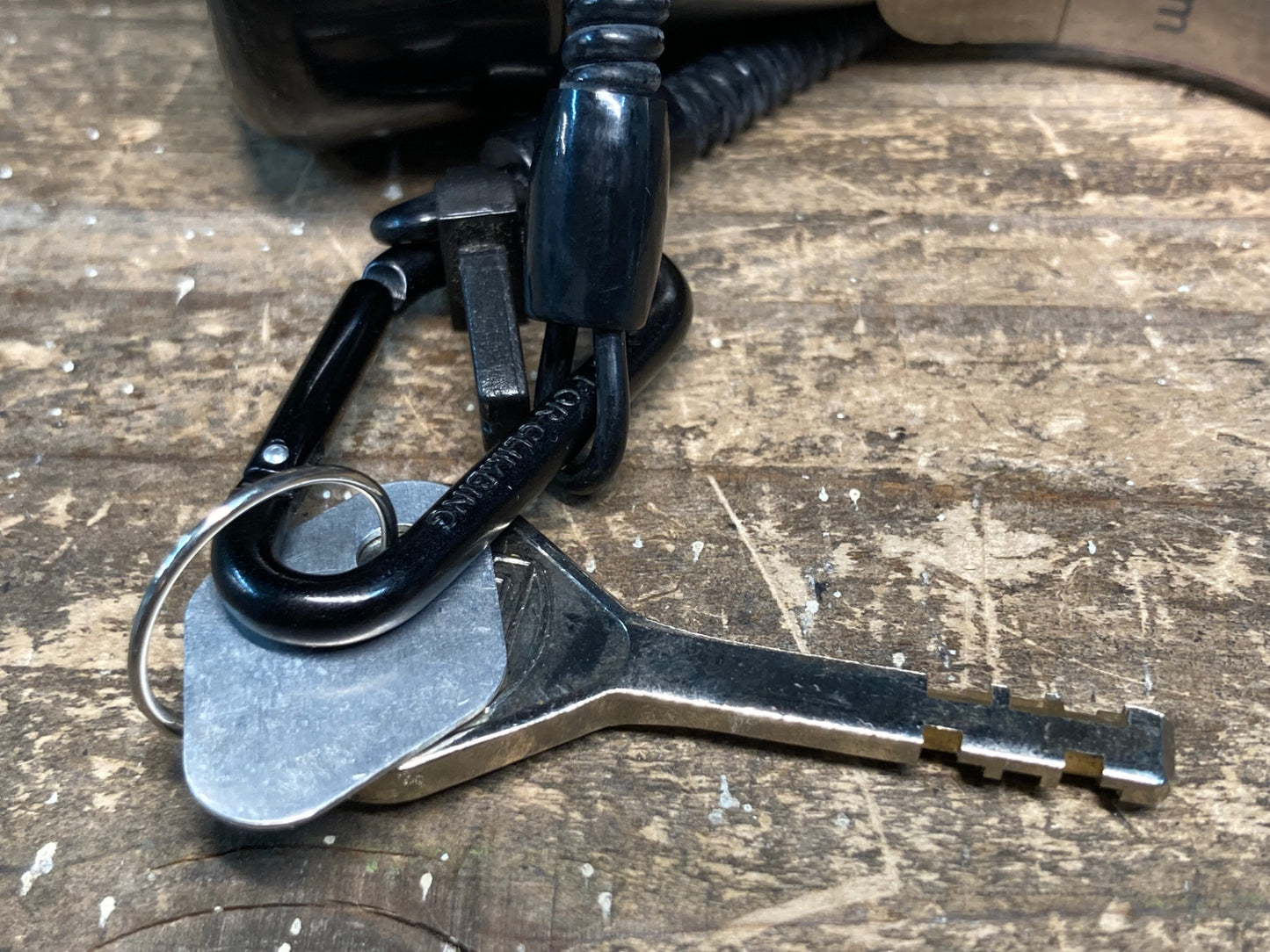 IF952 タイガーロック TIGR LOCK ミニ MINI チタン製 軽量自転車ロック 鍵 フレームマウント付き