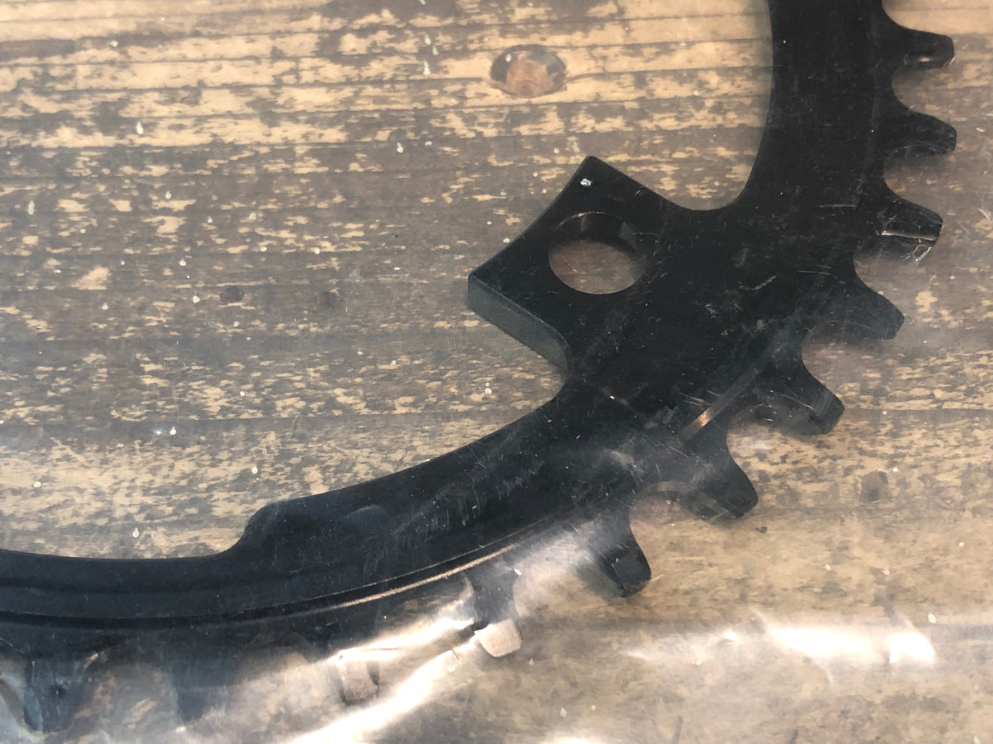 IR237 ウルフトゥース WOLF TOOTH DROP STOP CHAINRING ナローワイド シマノ SHIMANO 4 Bolt 40T