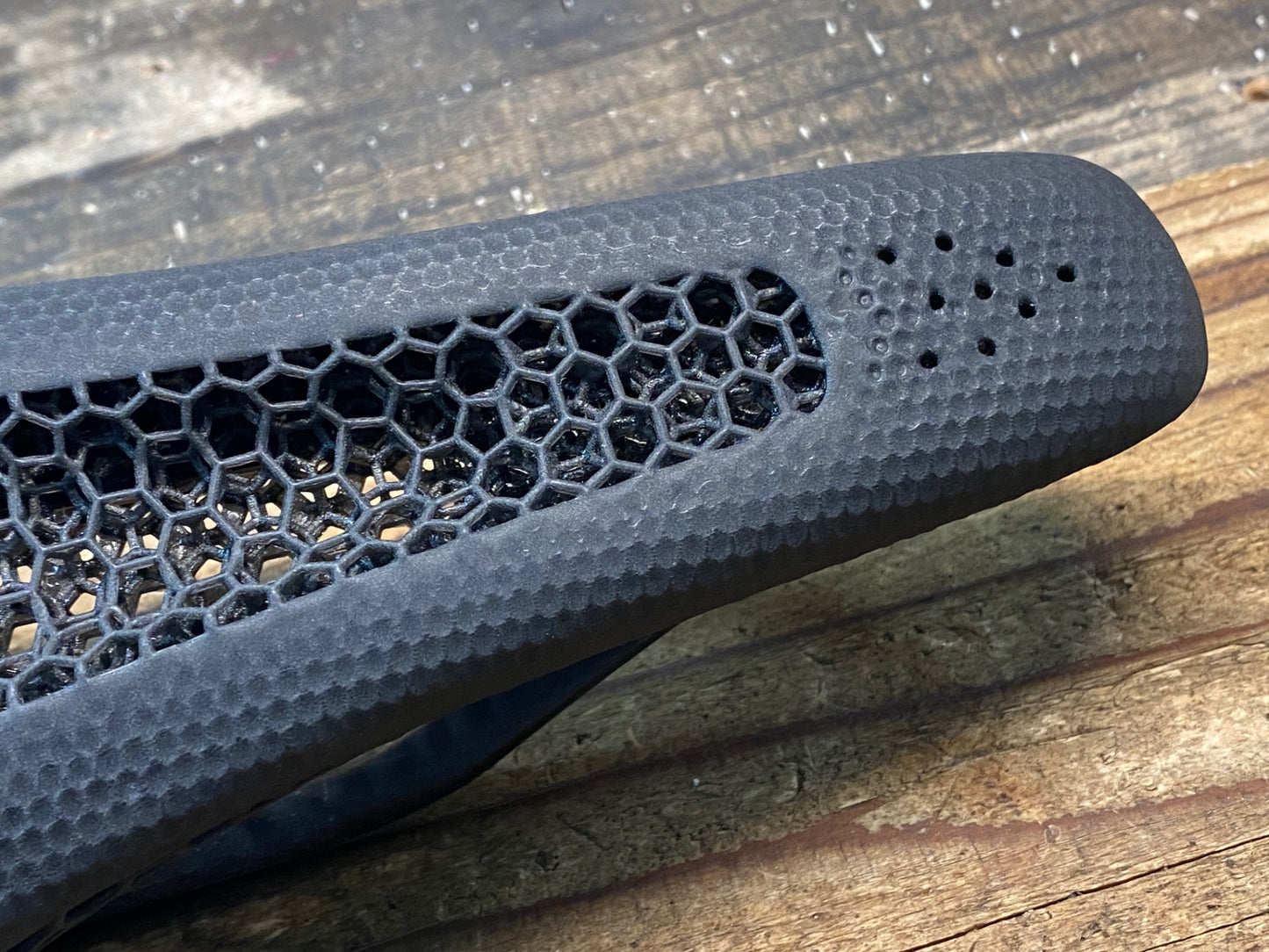 IS077 スペシャライズド S-WORKS ROMIN EVO MIRROR SADDLE サドル 143mm