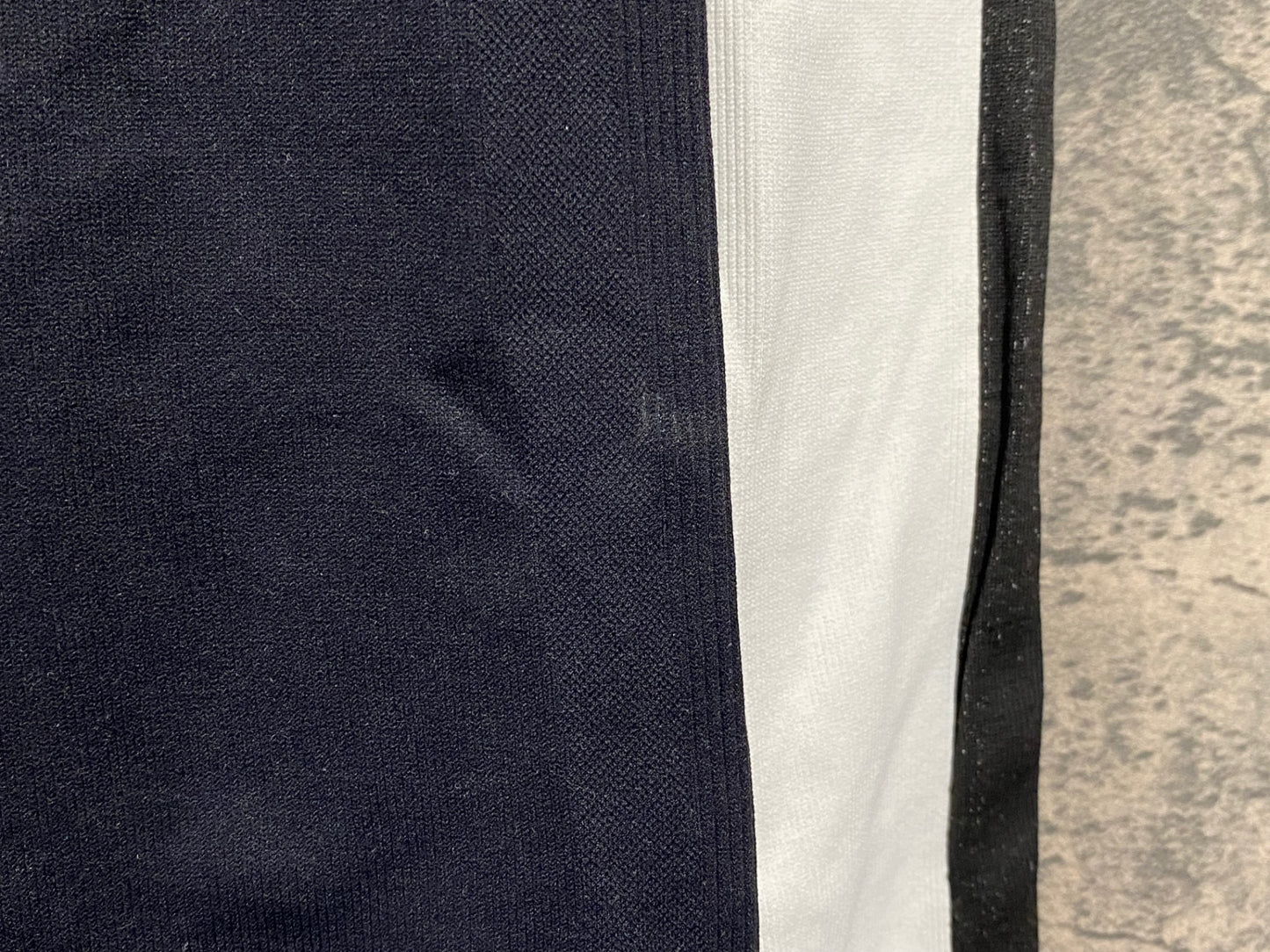 JB299 アソス assos SKINFOIL 4.4 長袖 ベースレイヤー 黒 白 SIZE1 WINTER