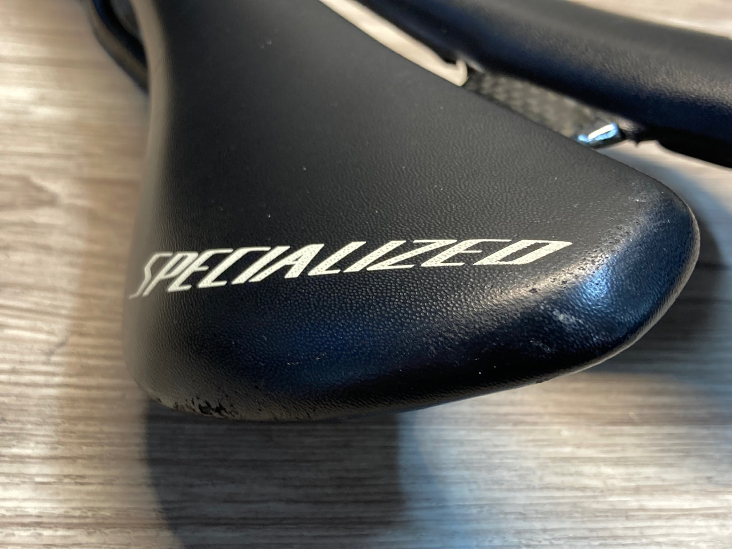 JB563 スペシャライズド SPECIALIZED ローミン ROMIN サドル 黒 155mm factCARBON