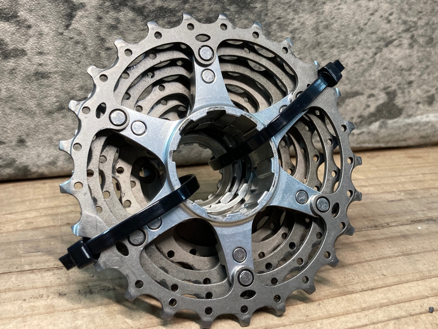 IJ750 シマノ SHIMANO デュラエース DURA-ACE CS-7700 スプロケット 9S 12-25T