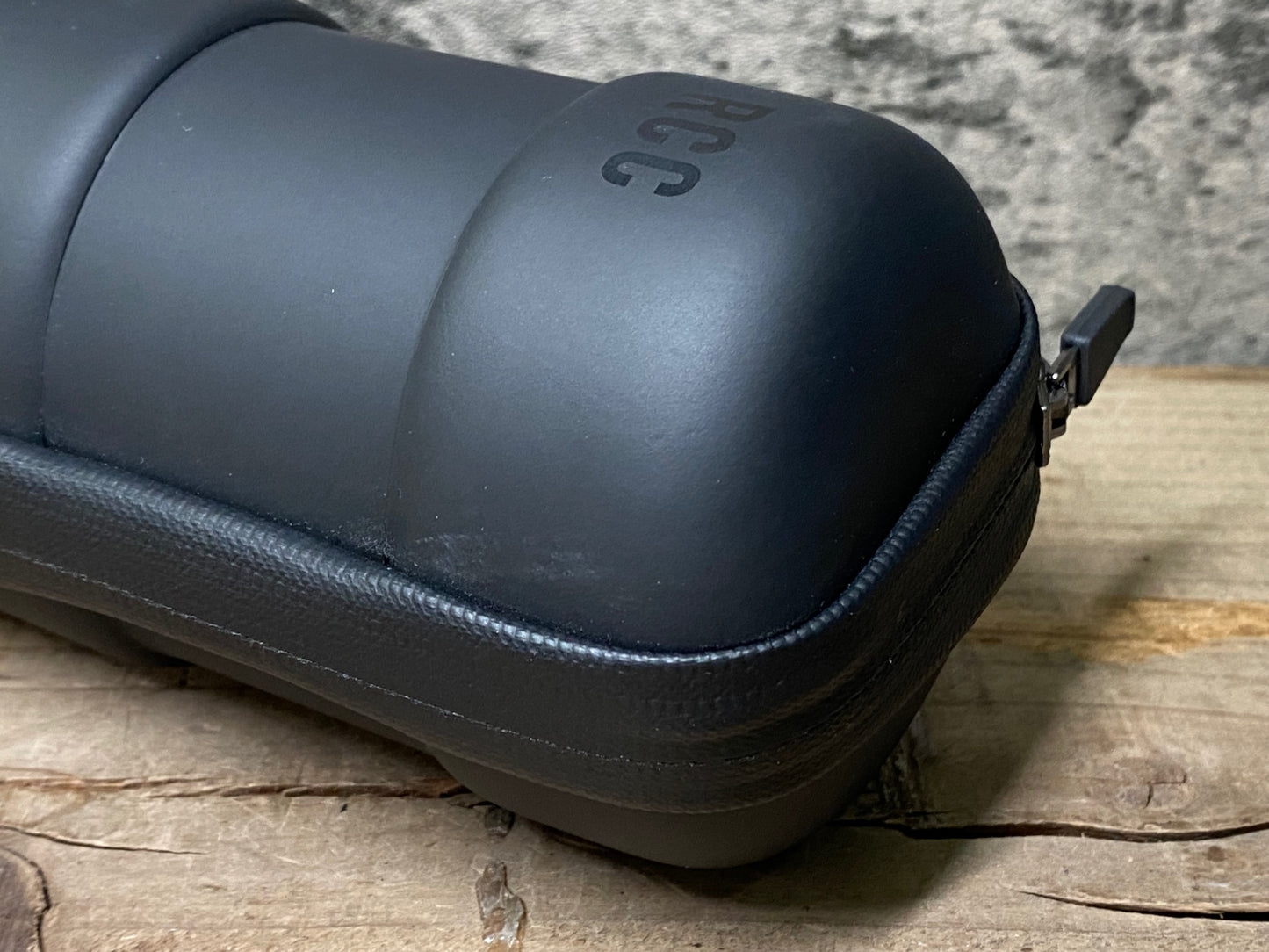 IU459 ラファ Rapha RCC ツールケース 黒 ※タイヤレバー付属