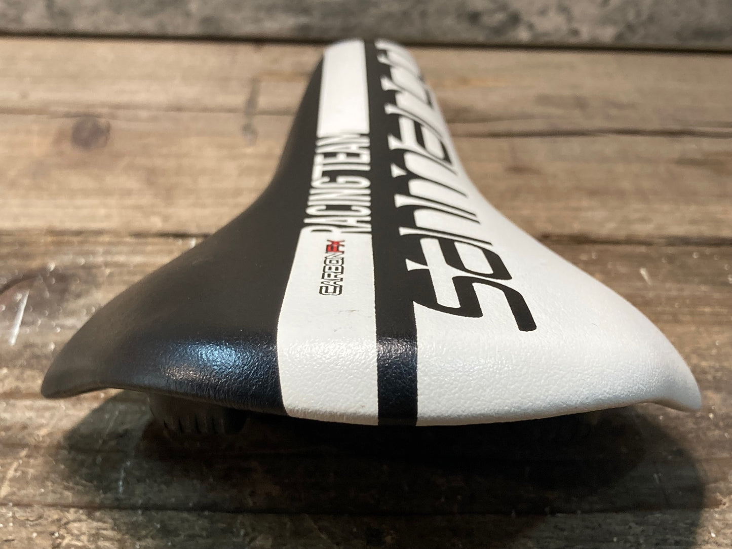 IQ575 セラサンマルコ selle sanmarco コンコール CONCOR CARBON FX サドル 白黒 カーボンレール