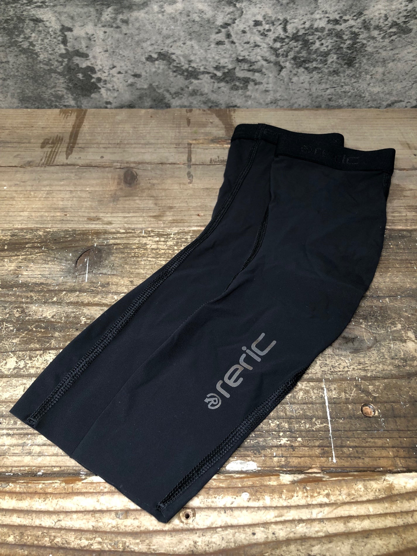 IX043 レリック reric アームカバー 黒 S ※一部ゴム切れ