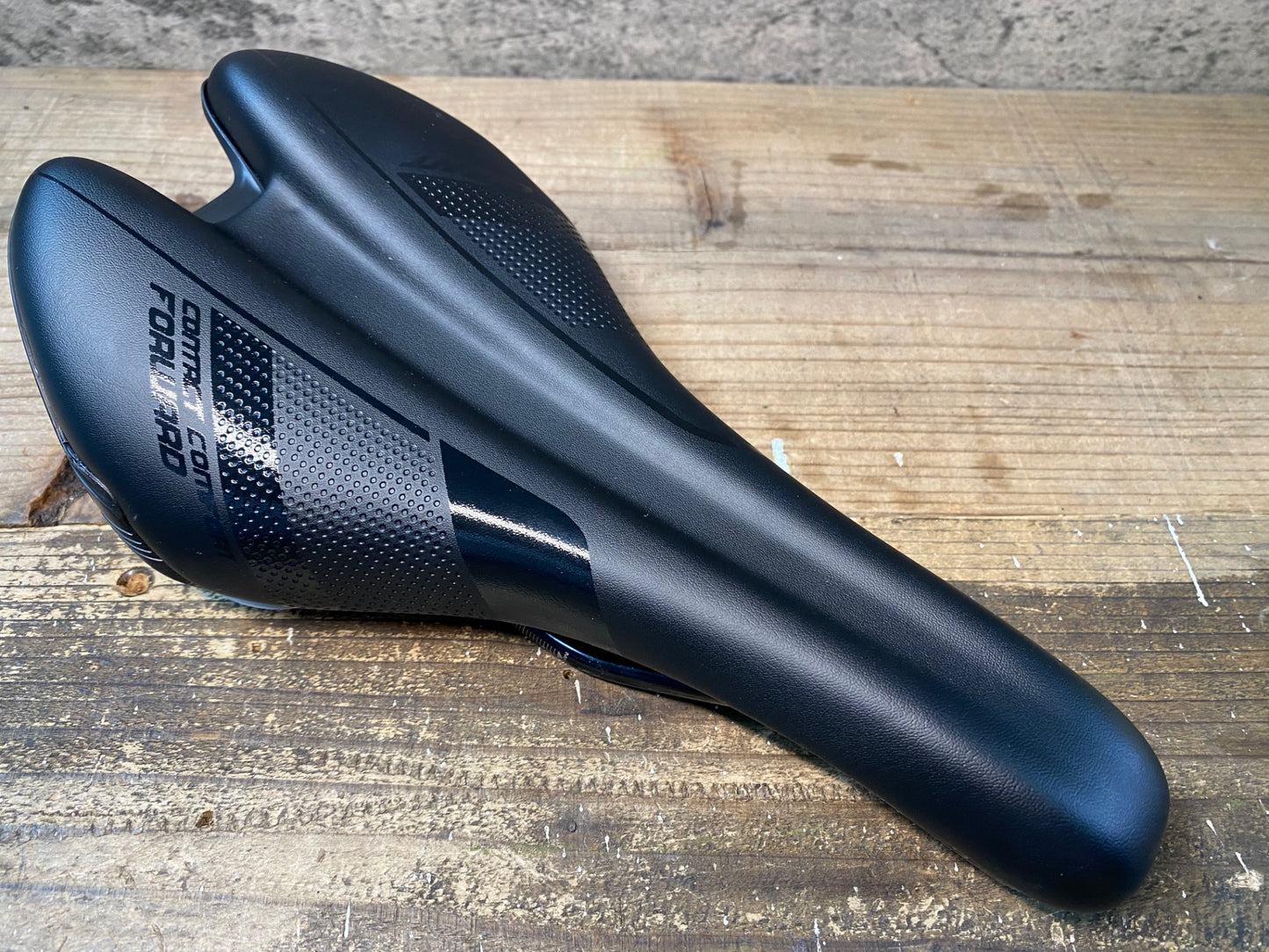 IV999 ジャイアント GIANT CONTACT COMFORT FORWARD SADDLE サドル 黒 クロモリ