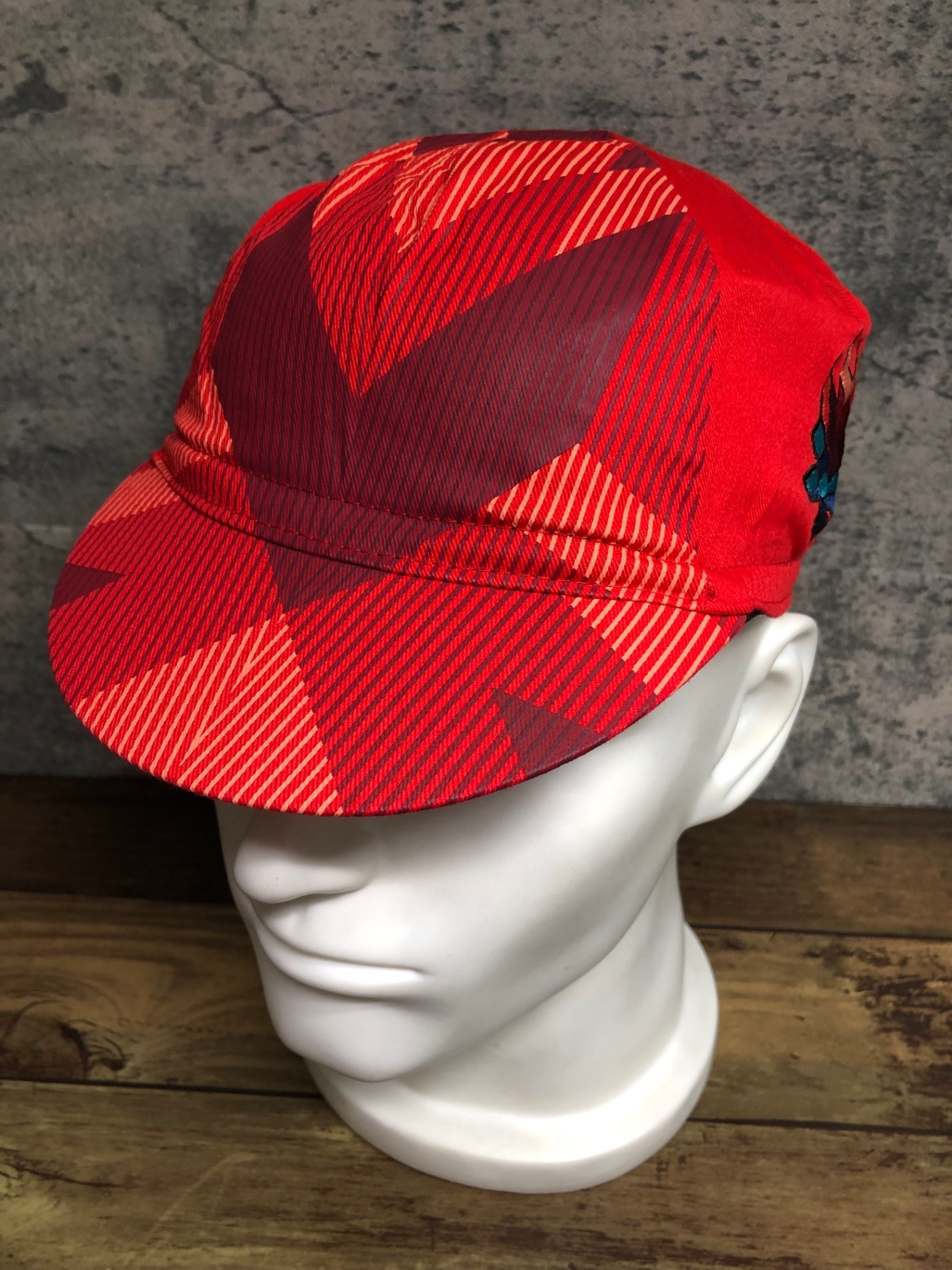 IT284 ラファ Rapha HIDDEN LEAVES CAP サイクルキャップ 赤 フリーサイズ RCC