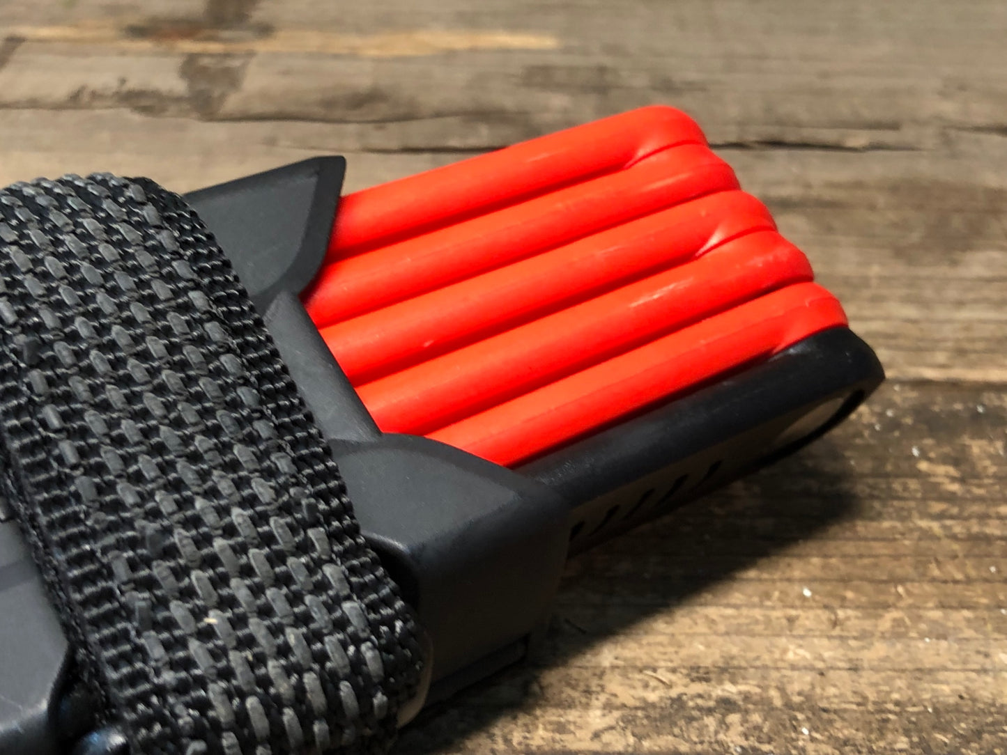 IZ227 アブス ABUS BORDO LITE 6055 ブレードロック 赤