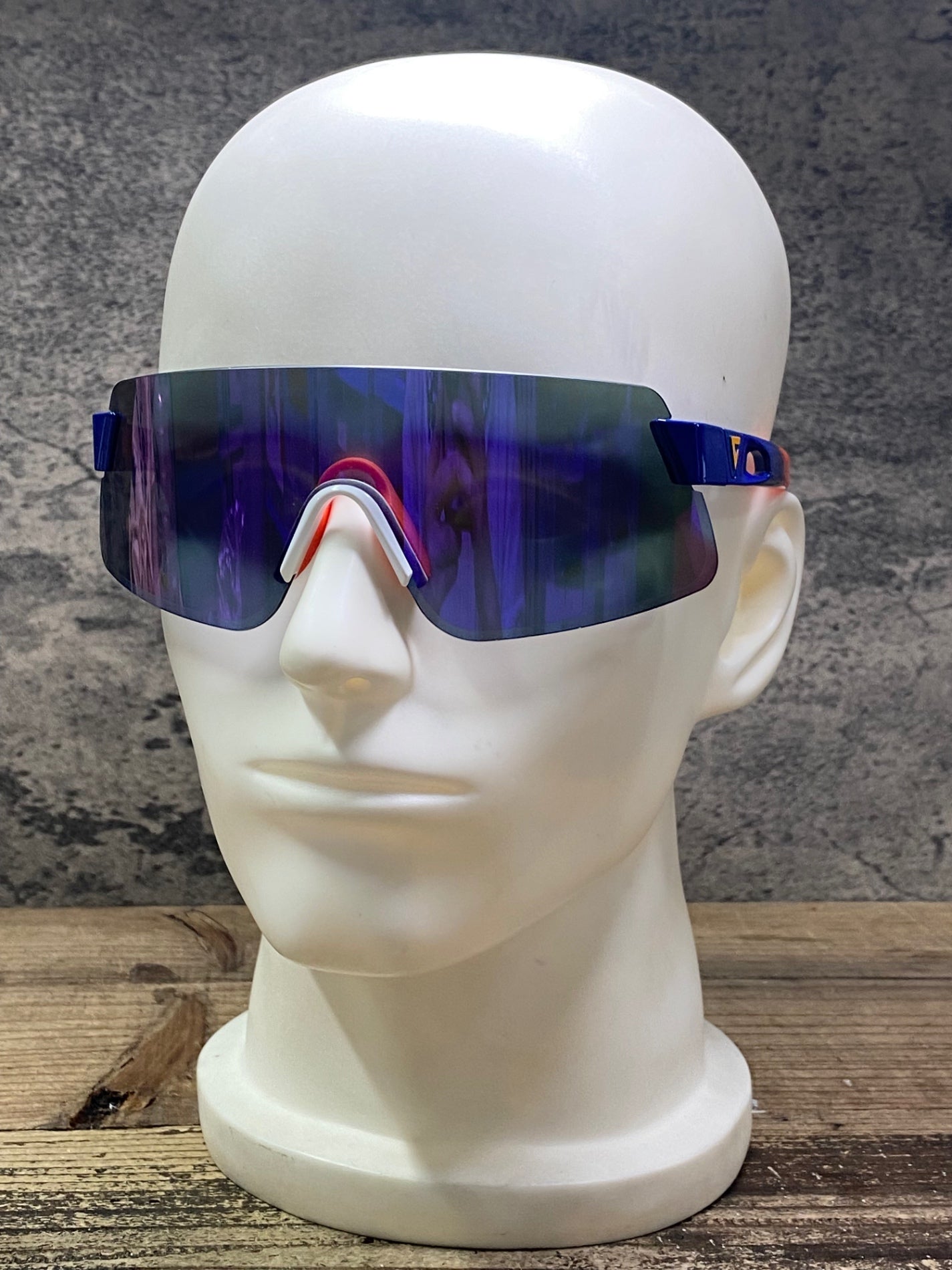 JD573 ジャイアント GIANT Helio D01 サングラス アイウェア 紺 オレンジ レンズ剥げ