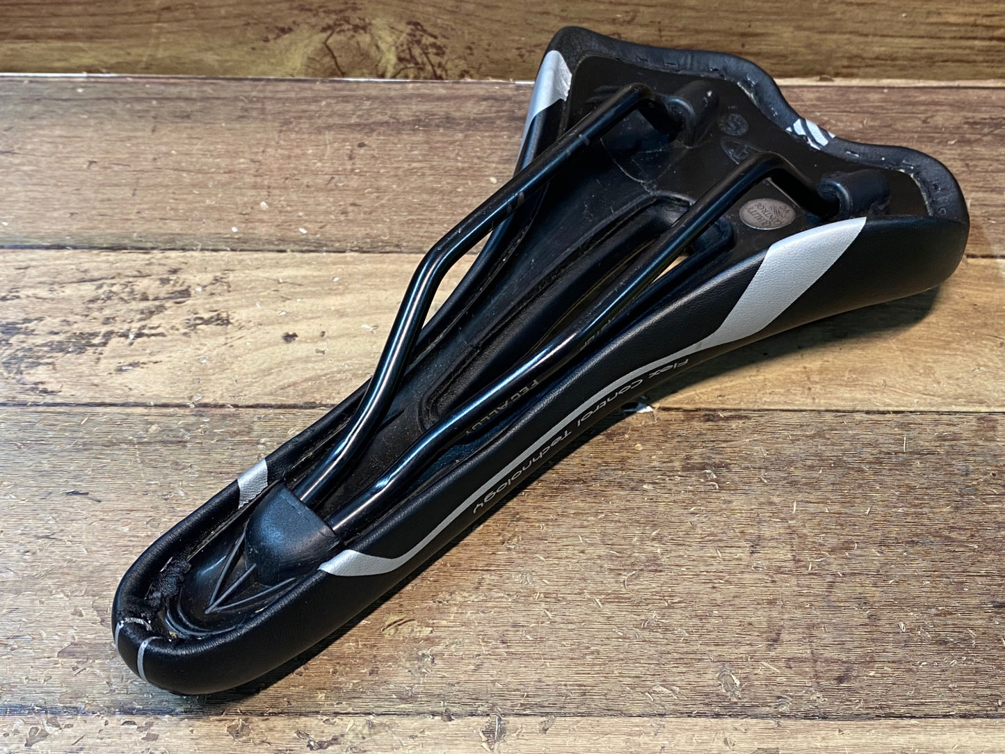 IM284 セライタリア selle ITALIA Q-bik サドル 黒  FEC ALLOYレール