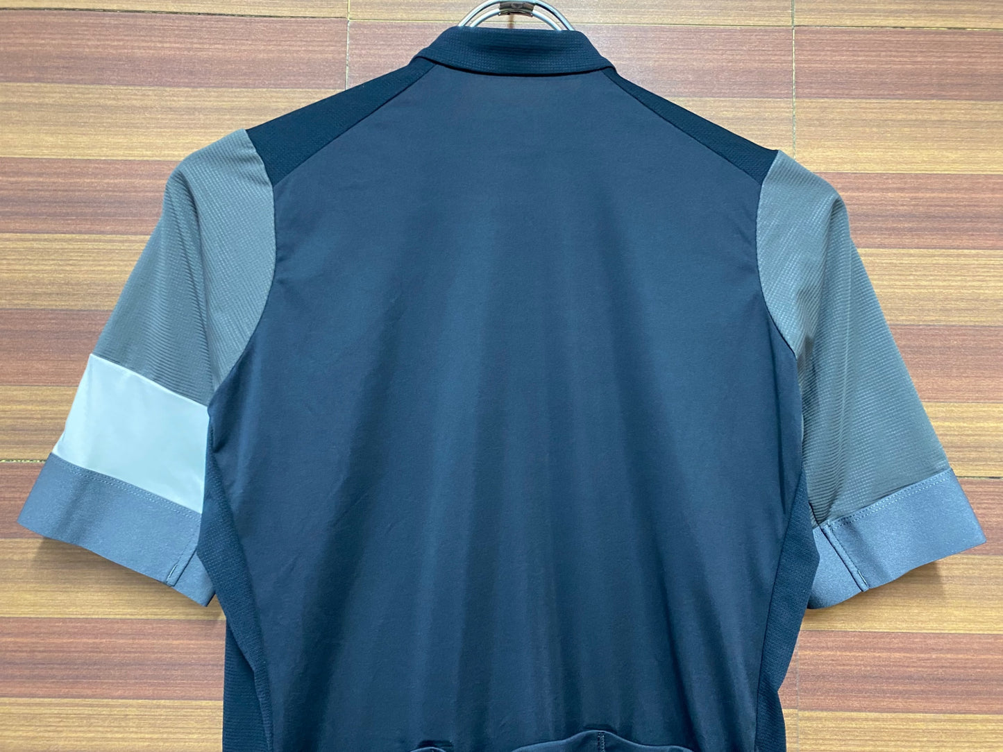 IK228 ラファ Rapha PRO TEAM TRAINING JERSEY 半袖 サイクルジャージ 黒グレー M