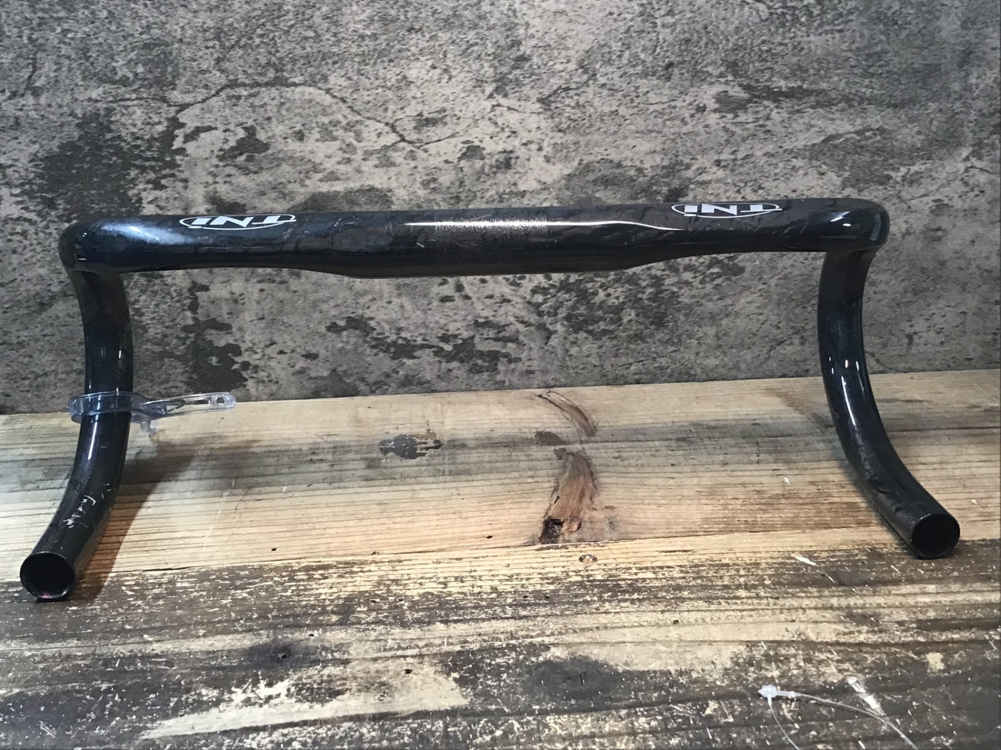 HI042 TNi SL カーボン ドロップハンドル エンドC-C400mm Φ31.8